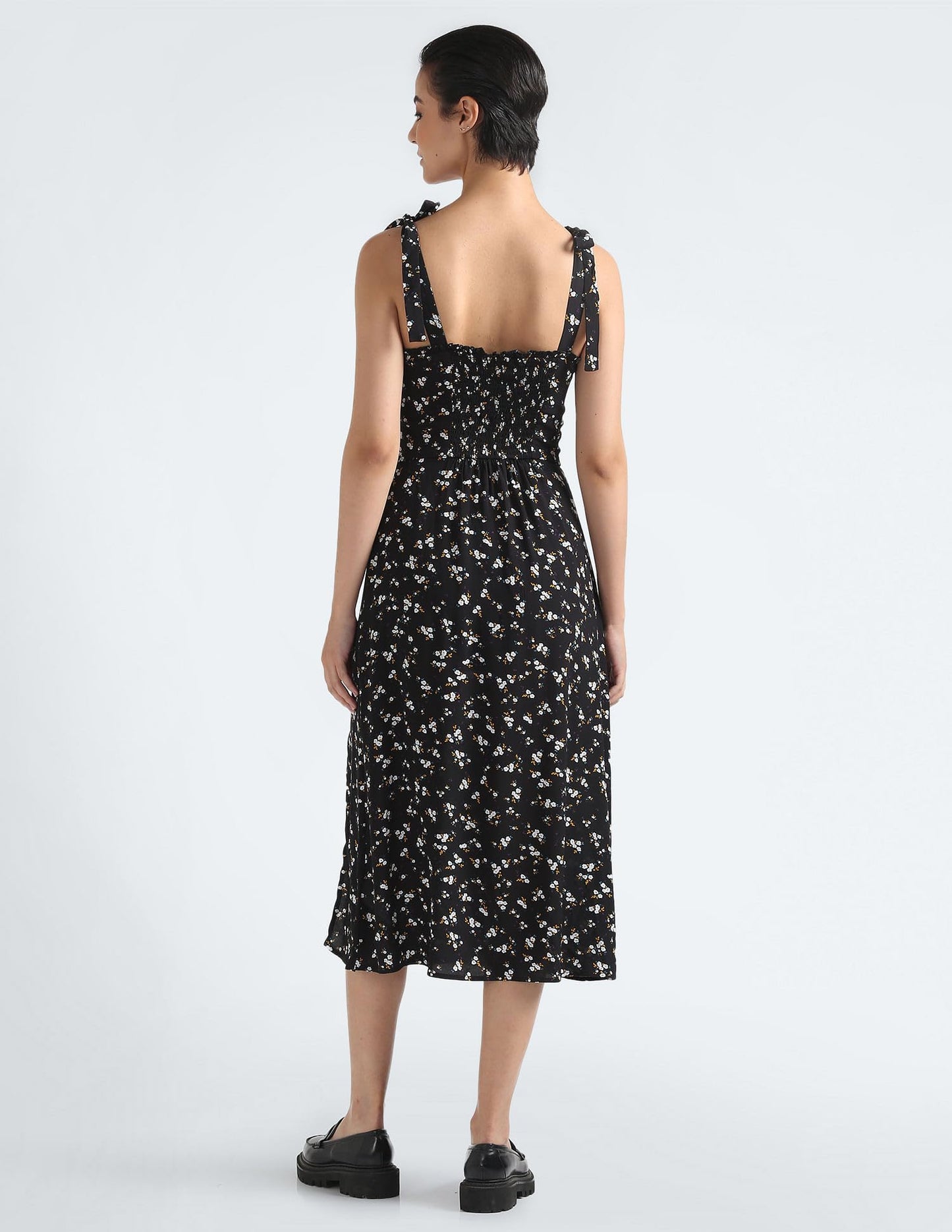 Tommy Hilfiger Black Viscose Women's Shoulder Straps Floral Shoulder Straps Midi Dress (M)