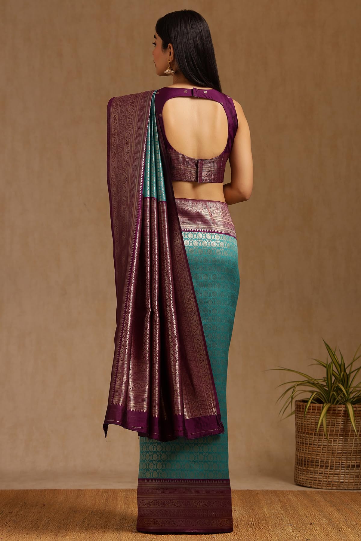 Soch Womens Silk Blend Zari Woven Saree With Zari Woven