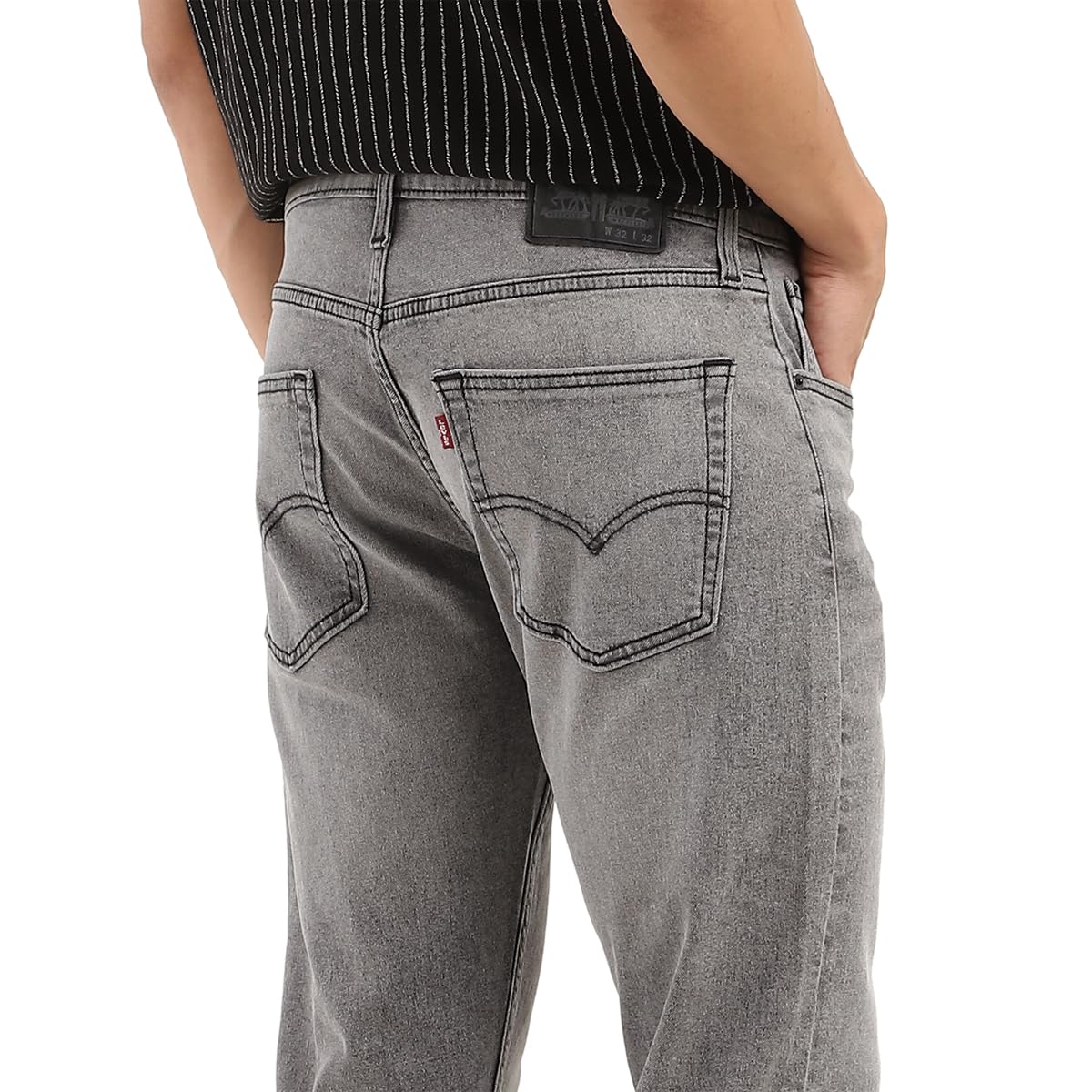 Levi'sMen's 512 Black Slim Tapered Fit Mid Rise Jeans, 34