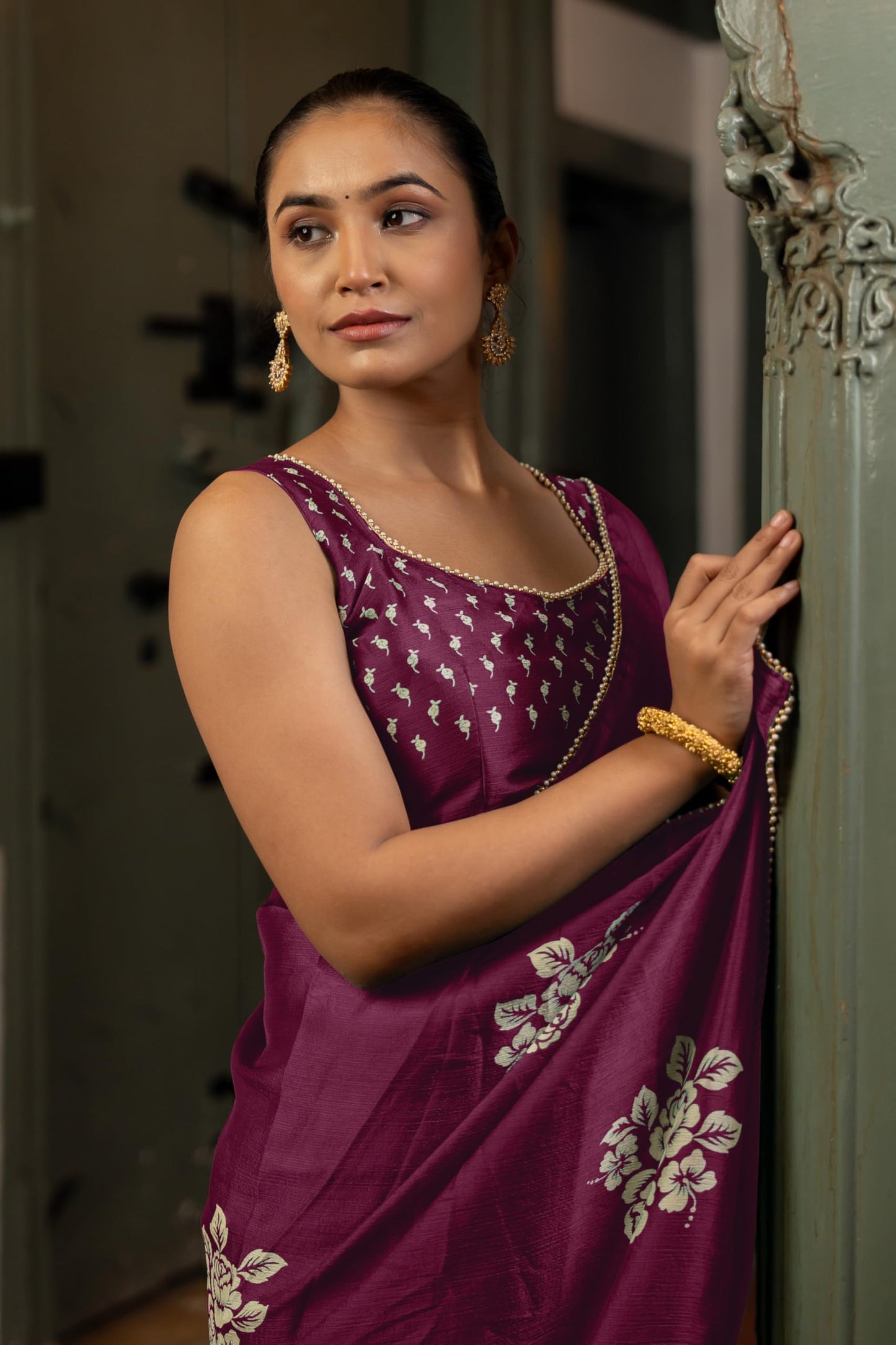 MIRCHI FASHION Women's Chiffon Floral Block Printed Saree with Blouse Piece (50473 - Dark Magenta, Beige)