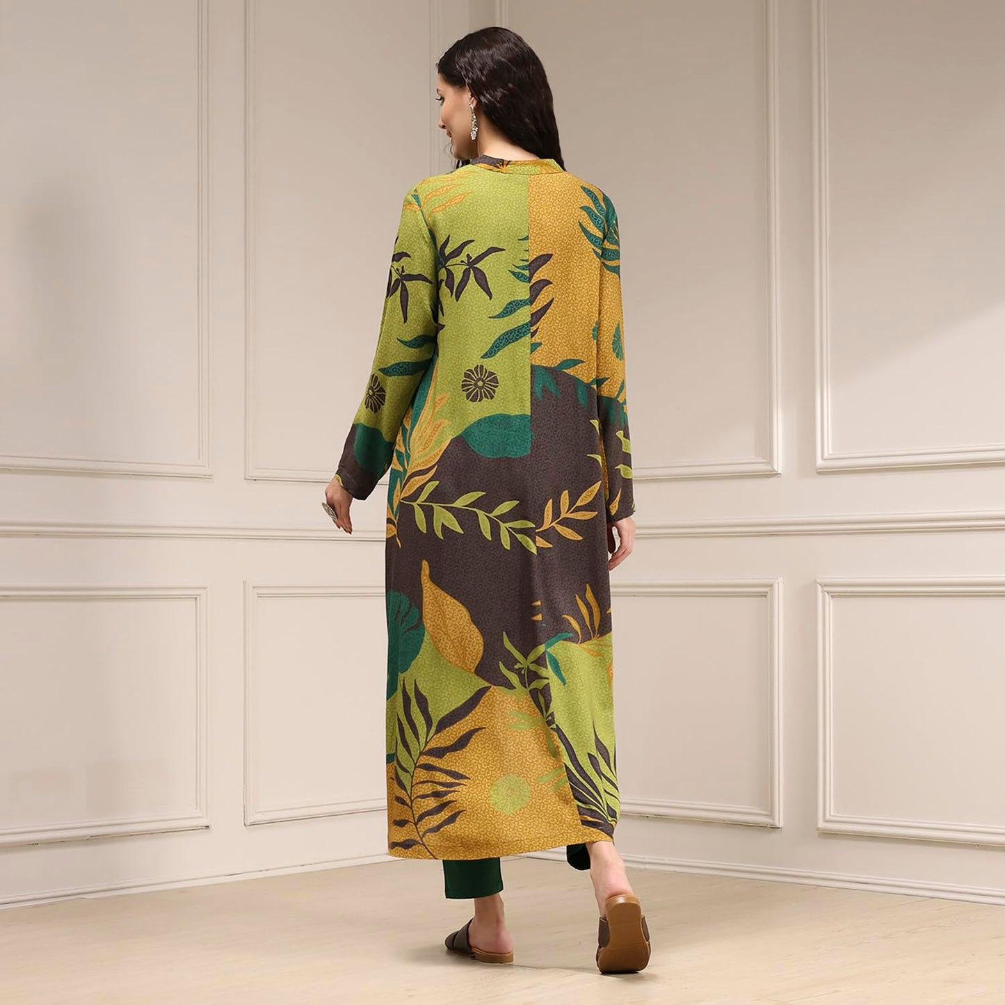 BIBA Women's Rayon Printed Straight Kurta