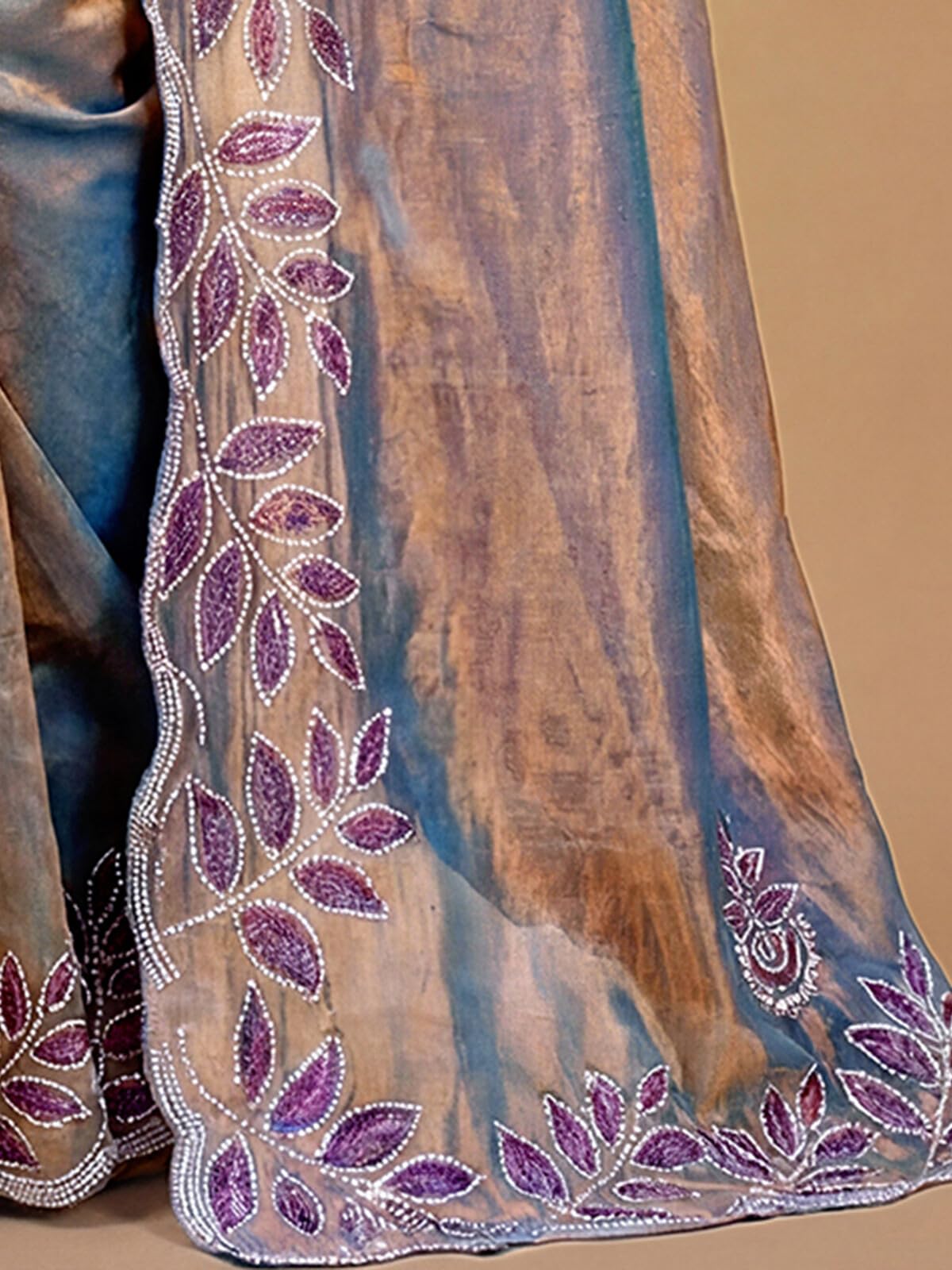 SIRIL Women's Shimmer Chiffon Scalloped Border Stone Work Embroidery Saree with Unstitched Blouse Piece (4974S941A_Lavender)