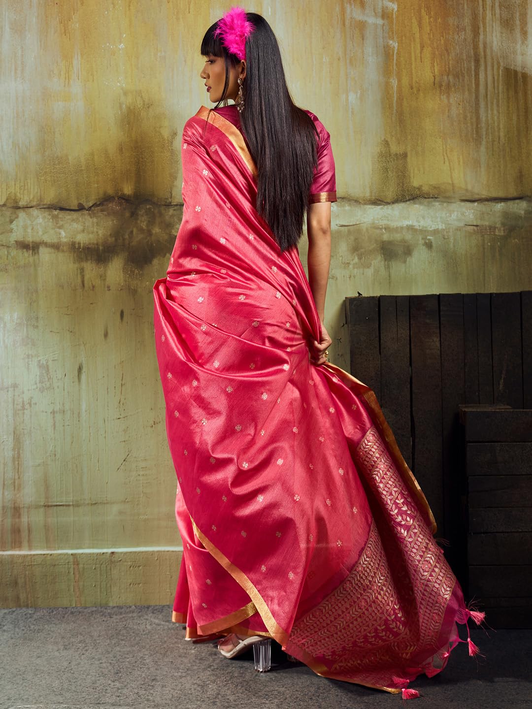 AKHILAM Women's Pink Silk Blend Zari butta Woven Design Tassels and Latkans Saree With Unstitched Blouse Piece | saree for woman | Designer Saree for Women