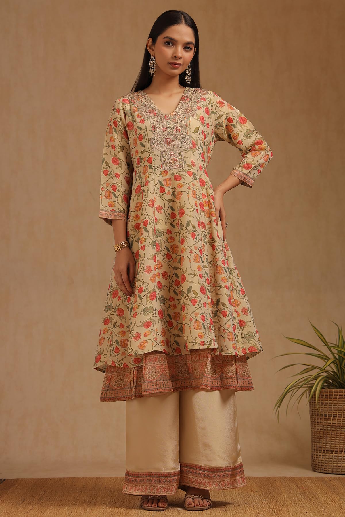 Soch Womens Tissue Floral Print Suit Set With Zari