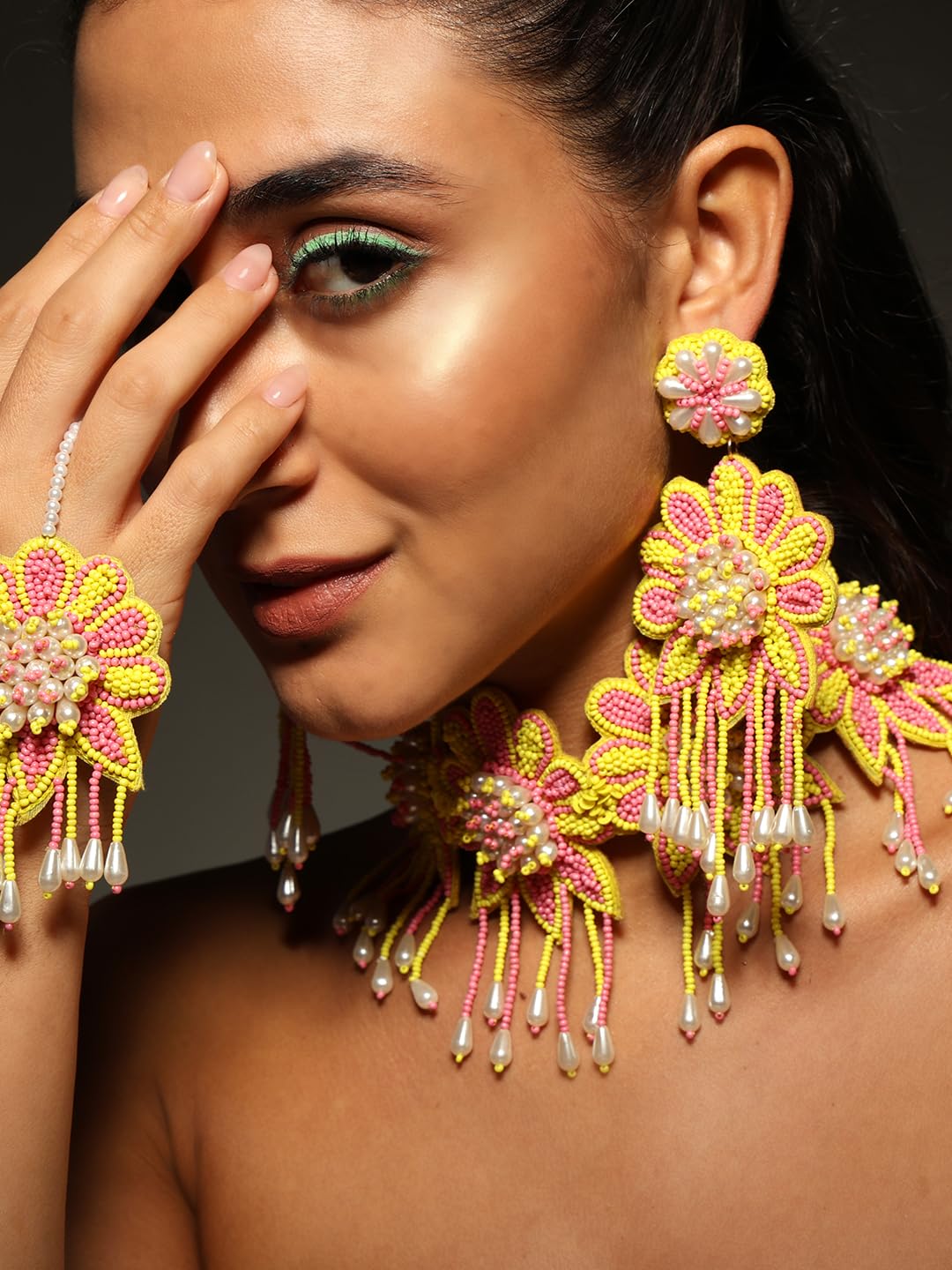 VENI Women's Handmade Beads Jewellery Set For Haldi Mehndi Of Bride For Weddin Pink Yellow