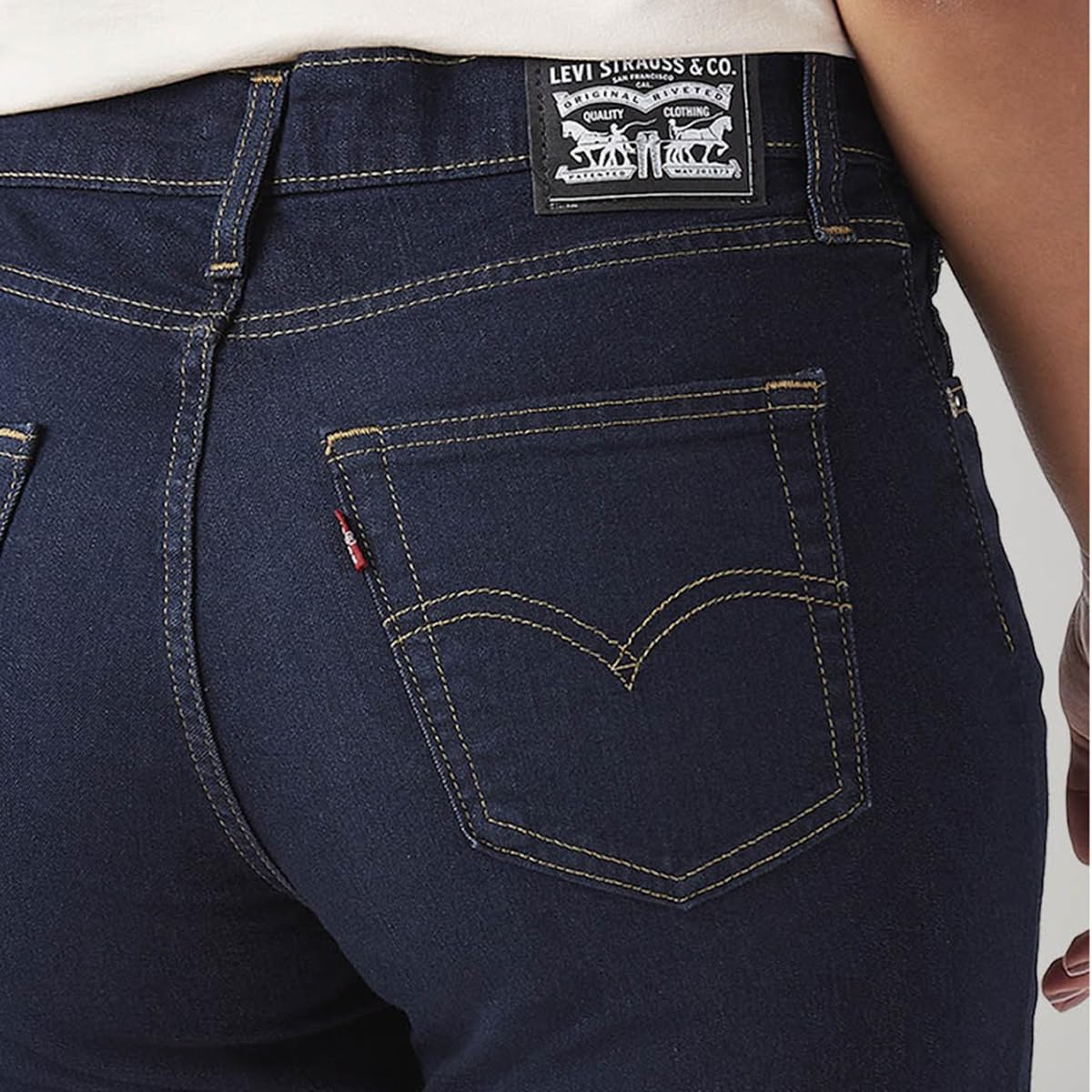 Levi's Women's 724 Dark Indigo Straight Fit High-Rise Jeans