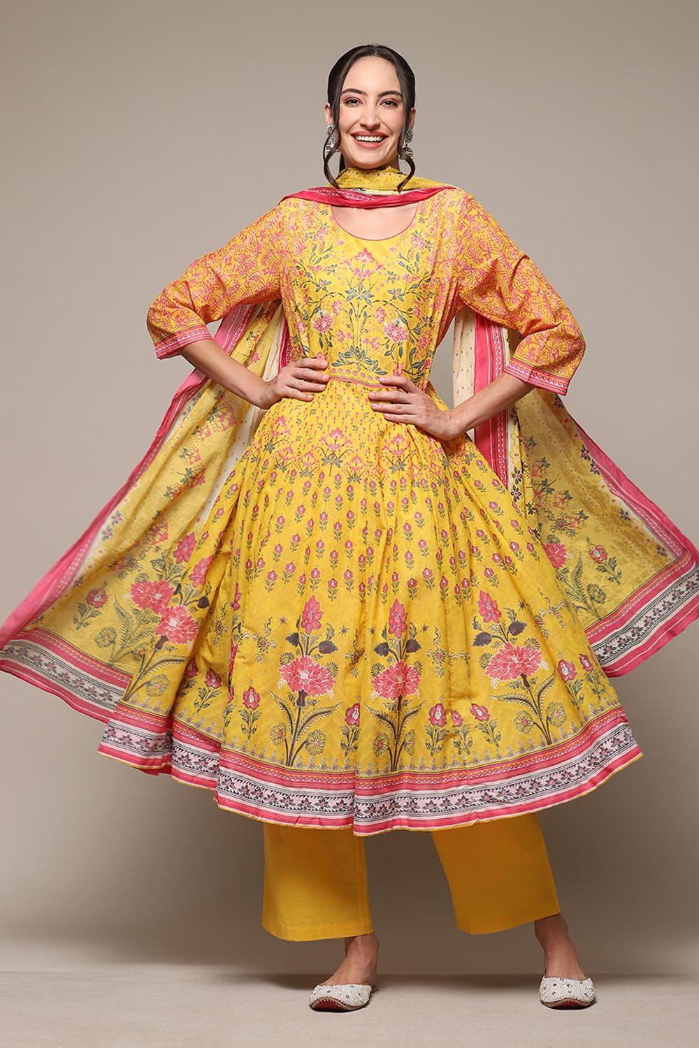 BIBA WOMEN PRINTED ANARKALI SALWAR KURTA DUPATTA(SKDASSORTED8946_YELLOW_36)