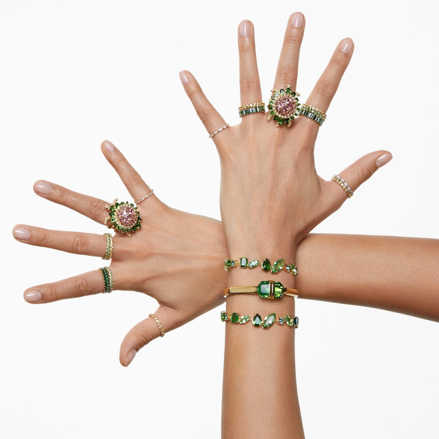 Swarovski Gema bracelet, Mixed cuts, Green, Gold-tone plated