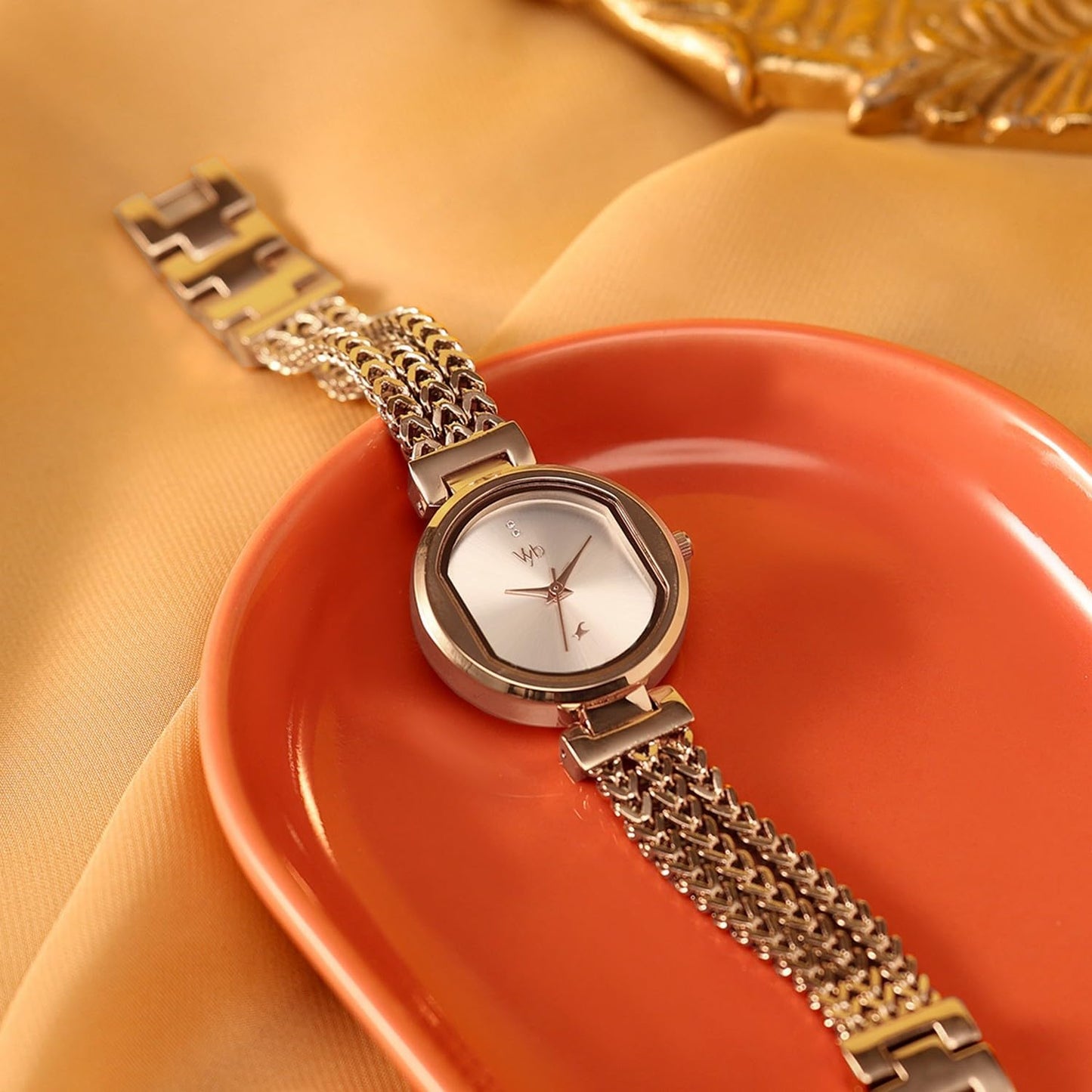 Fastrack Vyb 6.0 Seeker Quartz Silver Round Dial Women's Watch | Stainless Steel Strap Material | Watches for Women Analog | Girl's Analog Watches - FV60085WM01