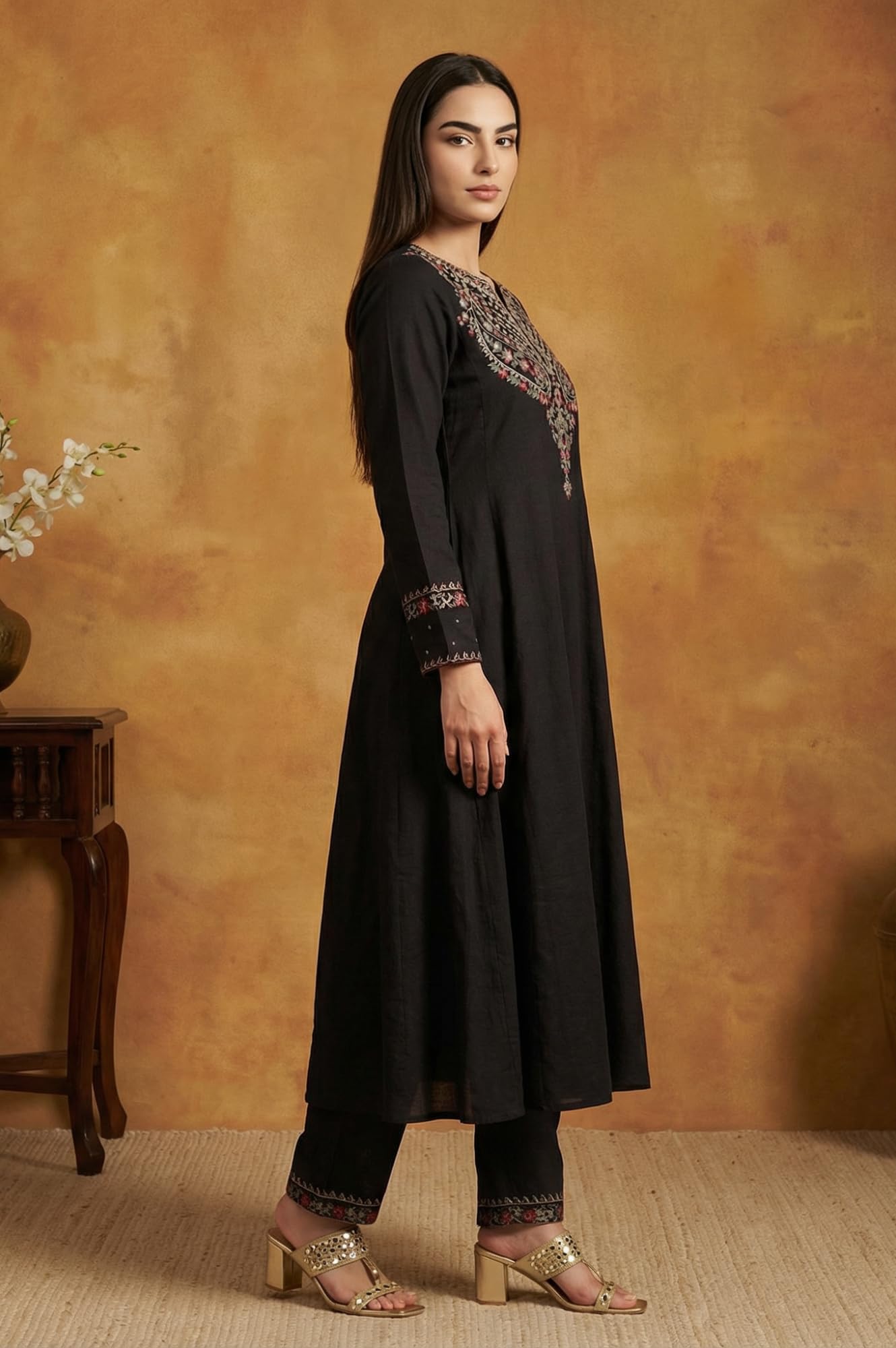 W for Woman Black Solid Rayon Blend Straight Kurta with Straight Pant and Shawl Set-(WS13323-224576-M)