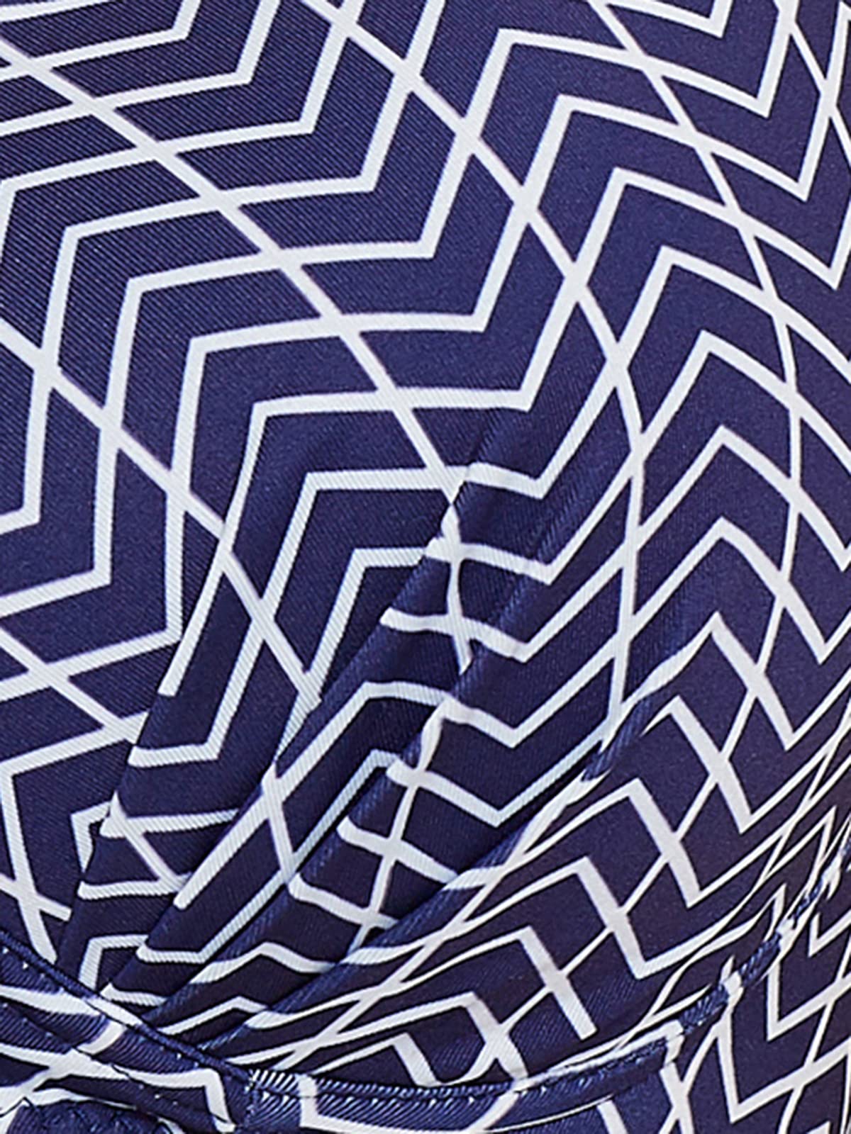 Clovia Women's Padded Non-Wired Full Cup Chevron Print Multiway T-Shirt Bra (BR0935G08_Blue_42B)