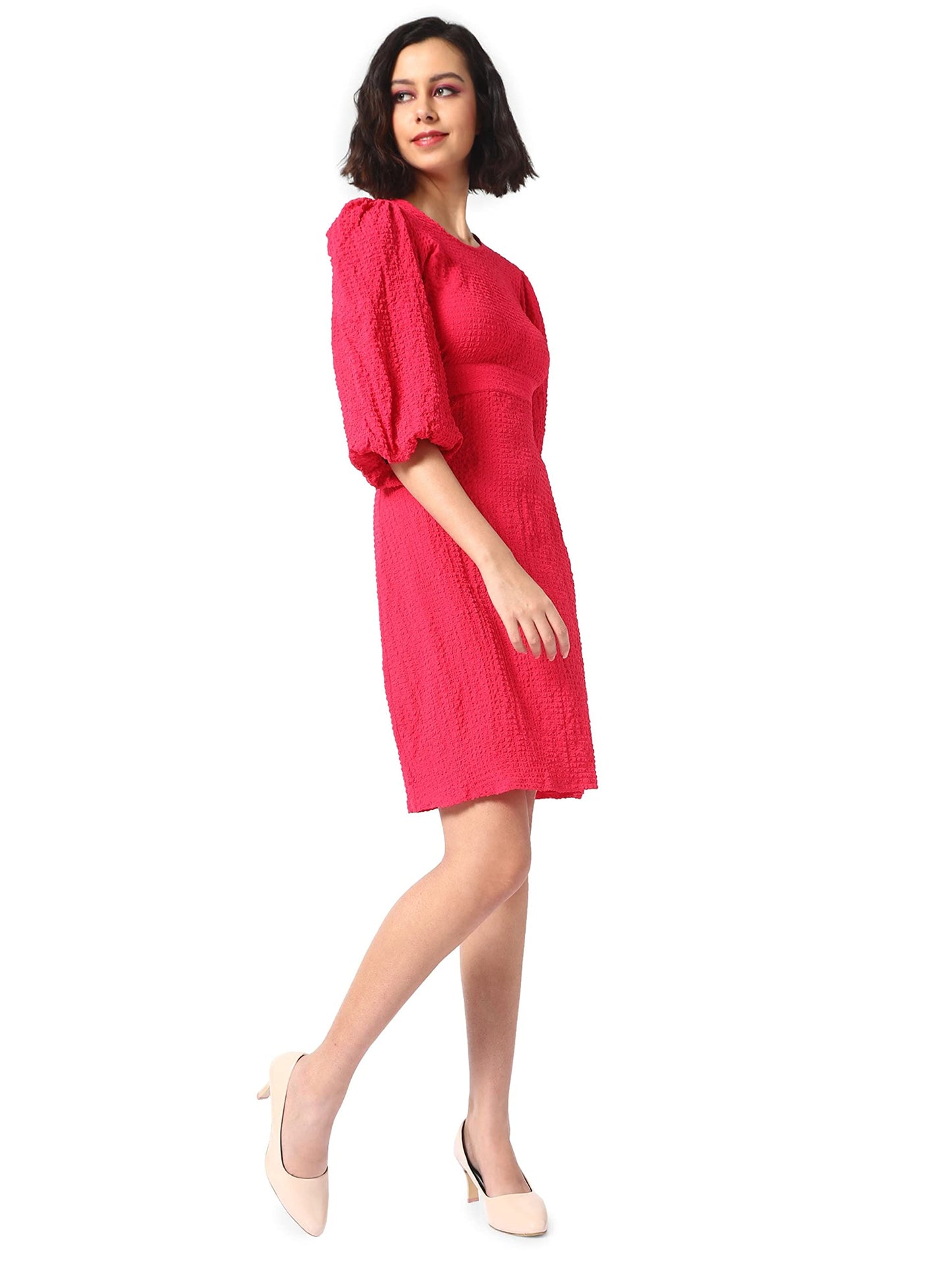 Campus Sutra Women Solid Red Dress with Open Back Detail for Casual Wear | Quarter Sleeve | Crepe Knee Length Dress Crafted with Comfort Fit and High Performance for Everyday Wear