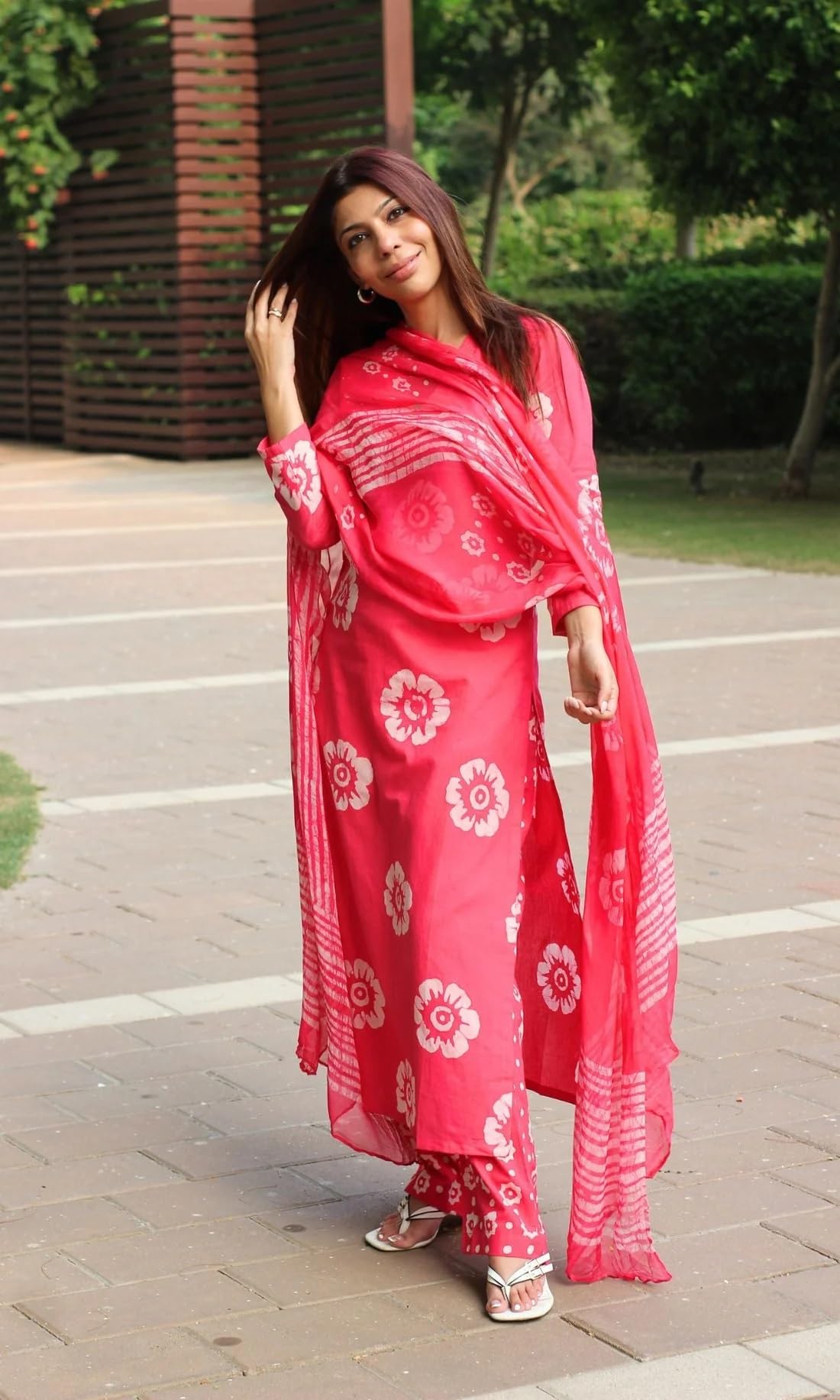 SANGOURI Women's Casual Rayon Floral Printed V Neck Straight Traditional Suit Salwar with Dupatta || Matching Kurta Pant Sets || Festive Ethnicwear (IN, Alpha, M, Red)