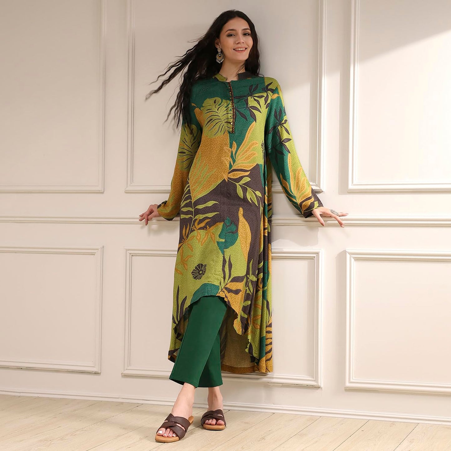 BIBA Women's Rayon Printed Straight Kurta