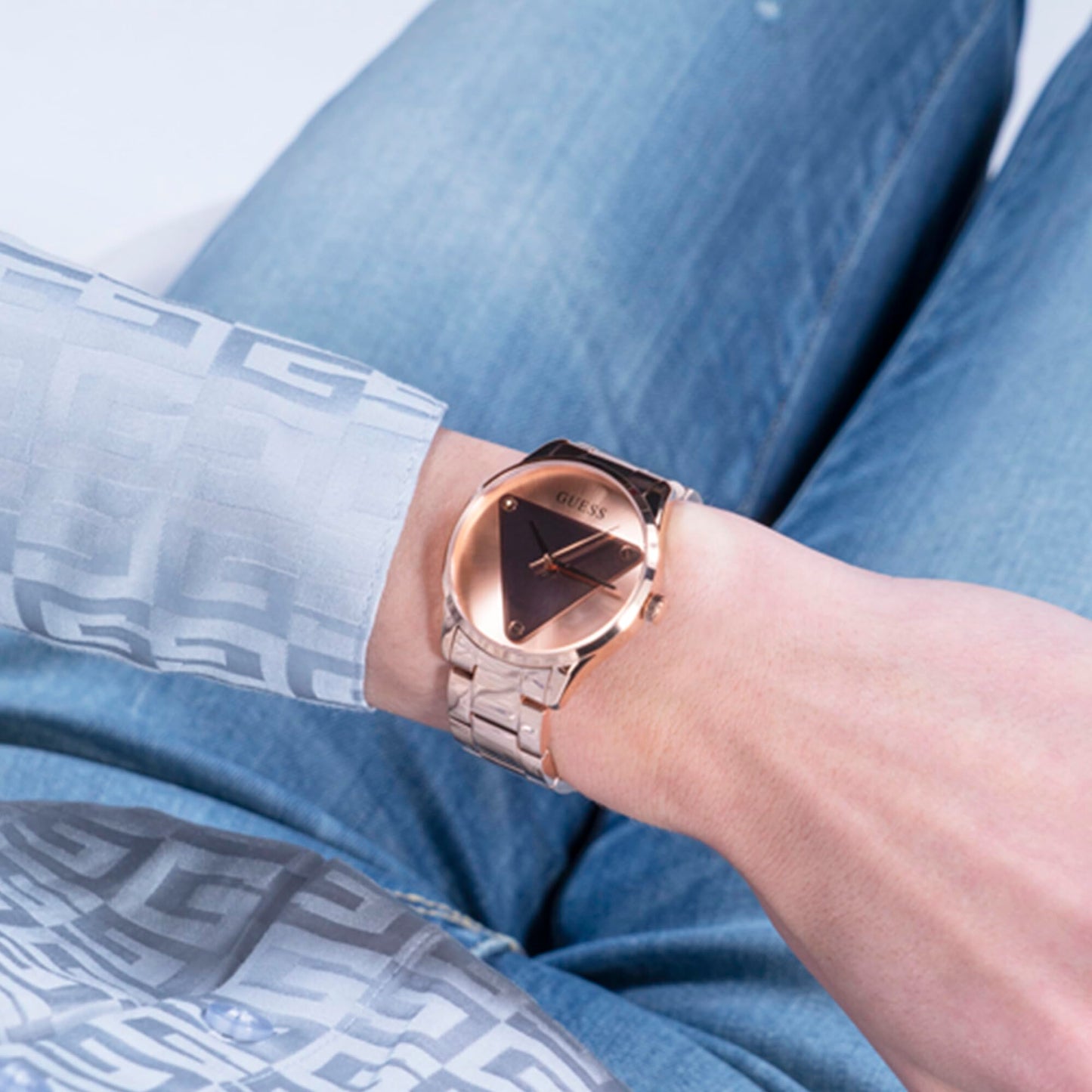 GUESS Stainless Steel Analog Gold Dial Women Watch-Gw0485L2, Rose Gold Band