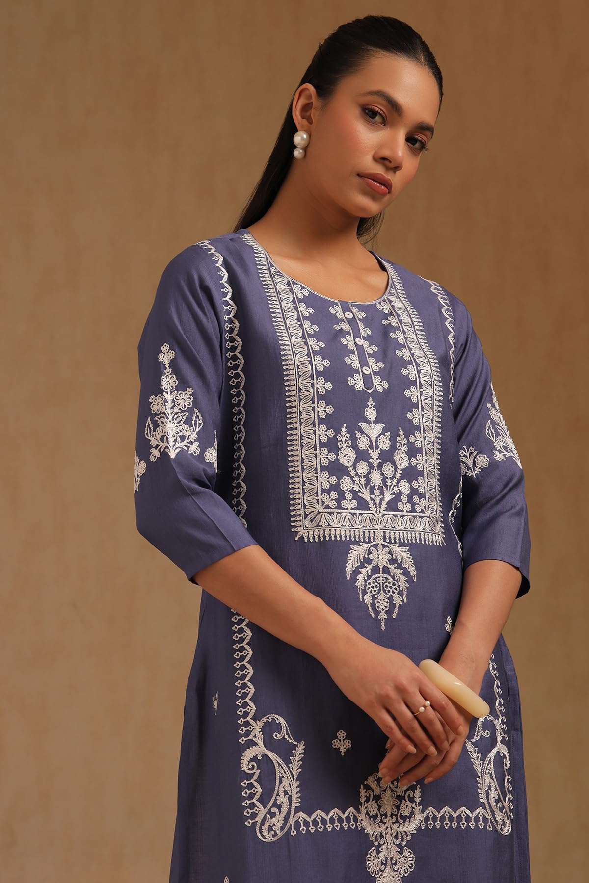 Soch Womens Gadwal Embroidered Kurta with Thread Work