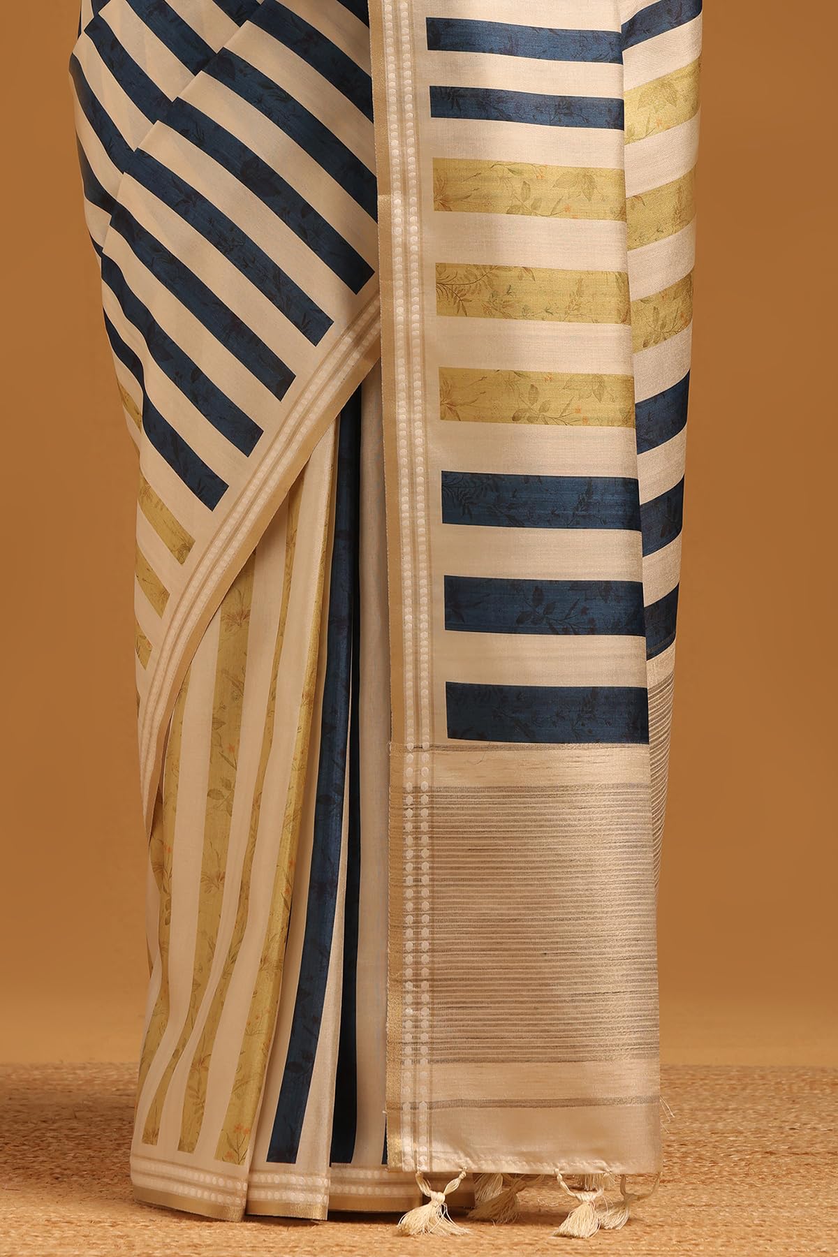 Soch Womens Cream Tussar Striped Saree