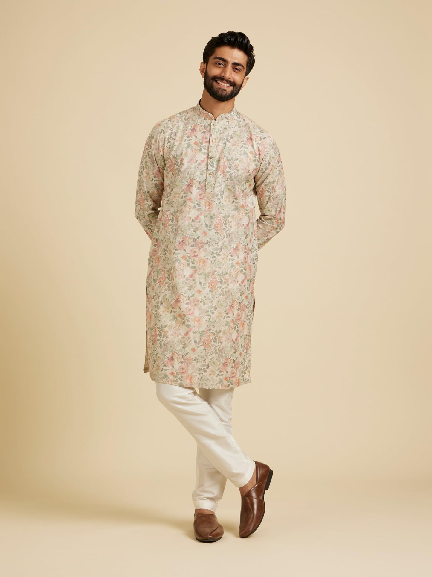 Manyavar Men's Cotton Blend Floral Print Regular Long Kurta (Peach,XL)