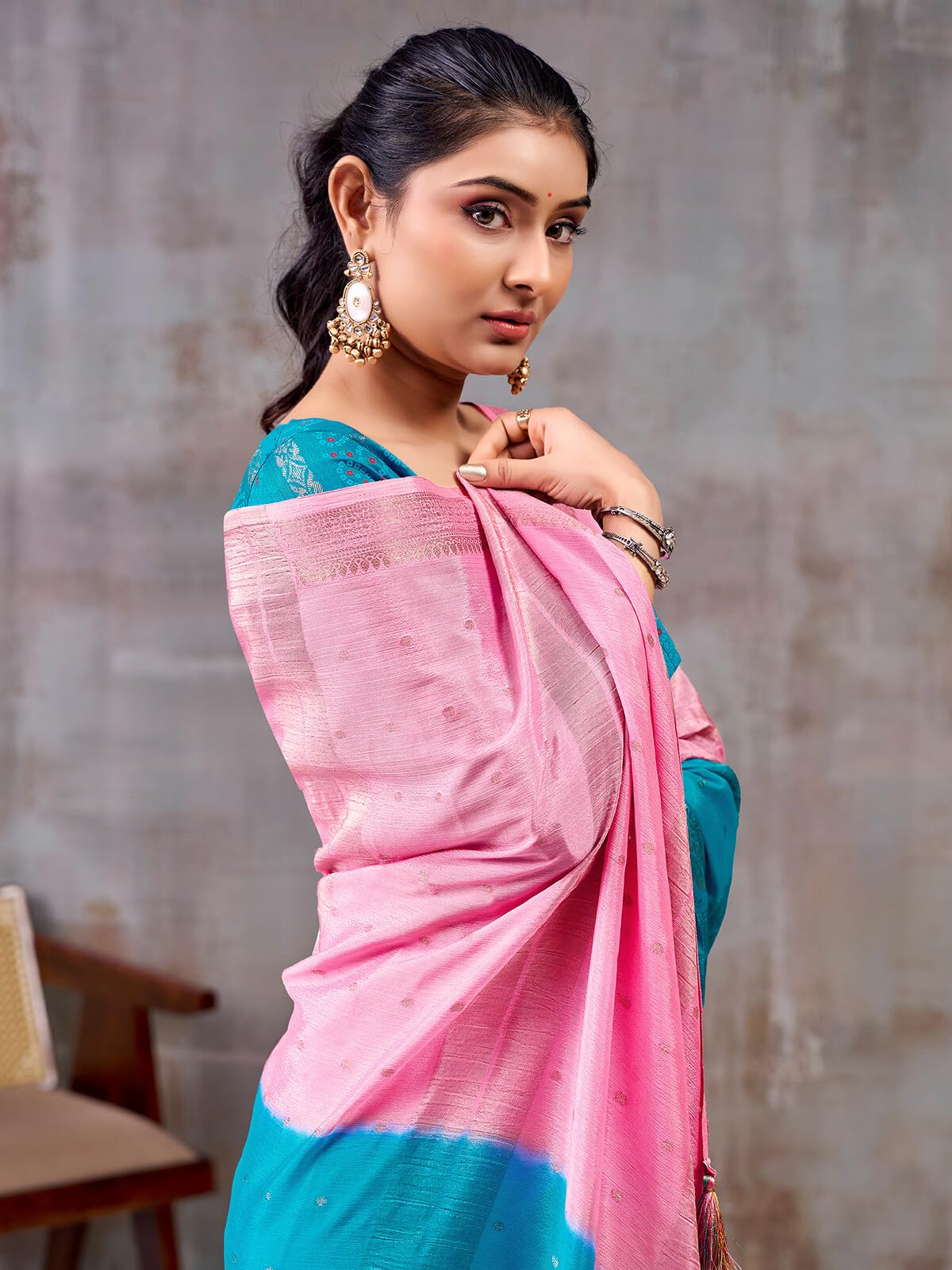 SIRIL Women's Chinnon Chiffon Tassels Jacquard Saree with Unstitched Blouse Piece (5302S1287_Light Pink)