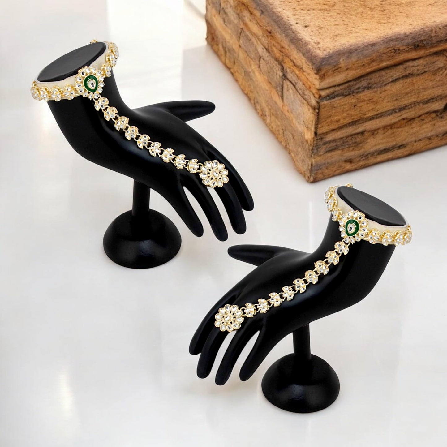 Lucky Jewellery White Kundan And Cz Stone Alloy Bridal Necklace Set For Women (IZK-1604-W)