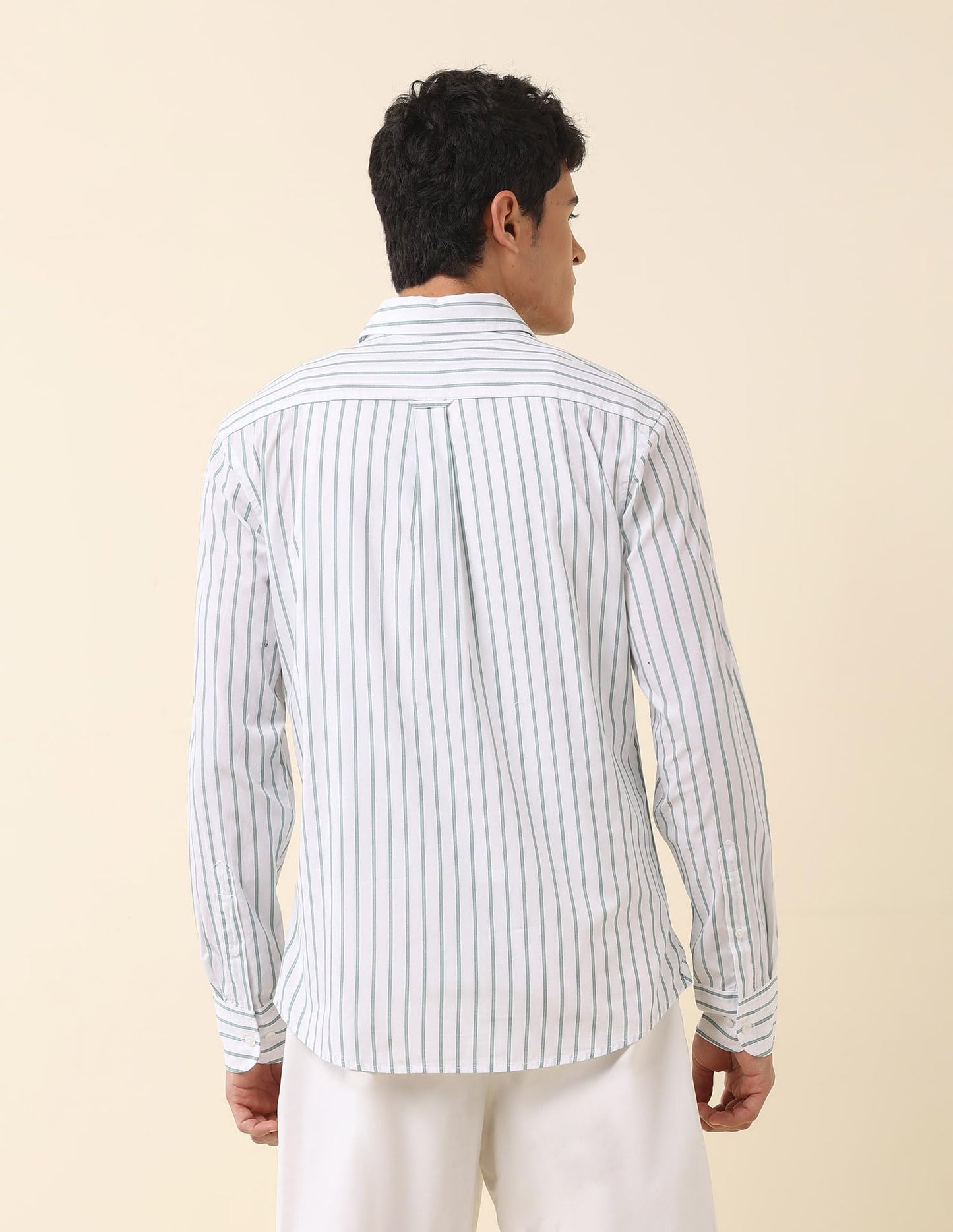 U.S.Polo Association Men's Tailored Fit Vertical Striped Shirt