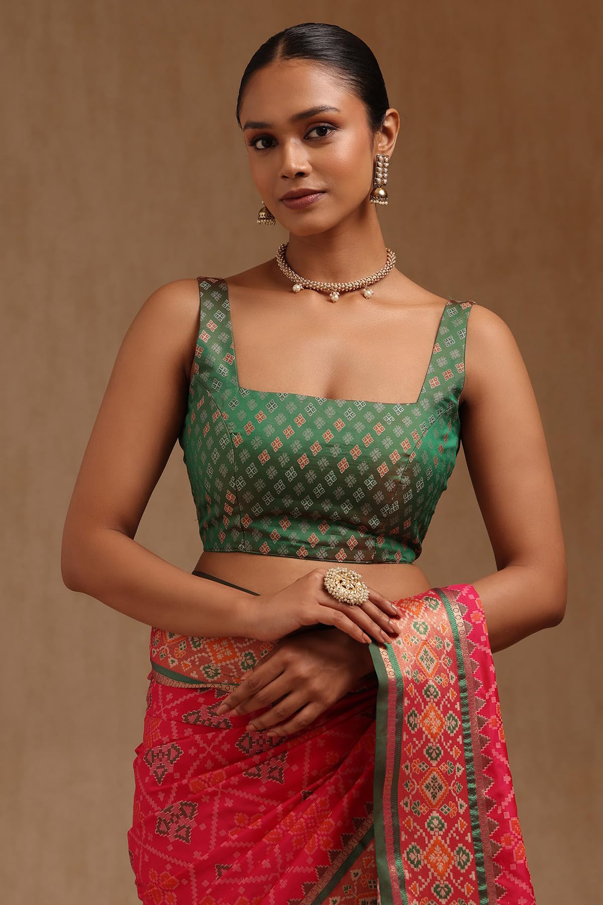 Soch Womens Fuchsia Silk Blend Woven Design Saree With Thread Work