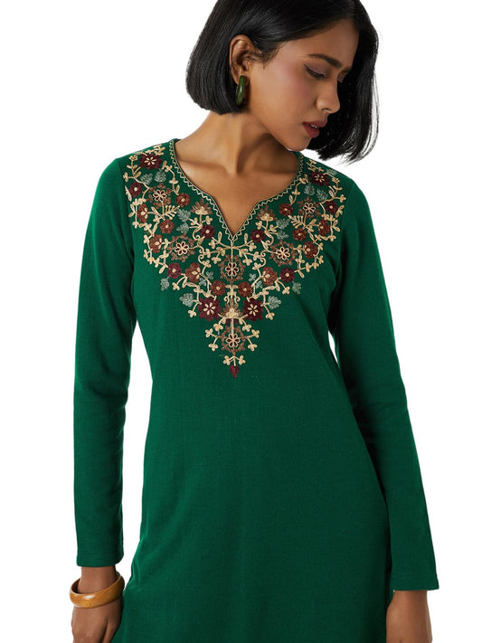 Max Women Embroidered Winter Kurta(Green_S)