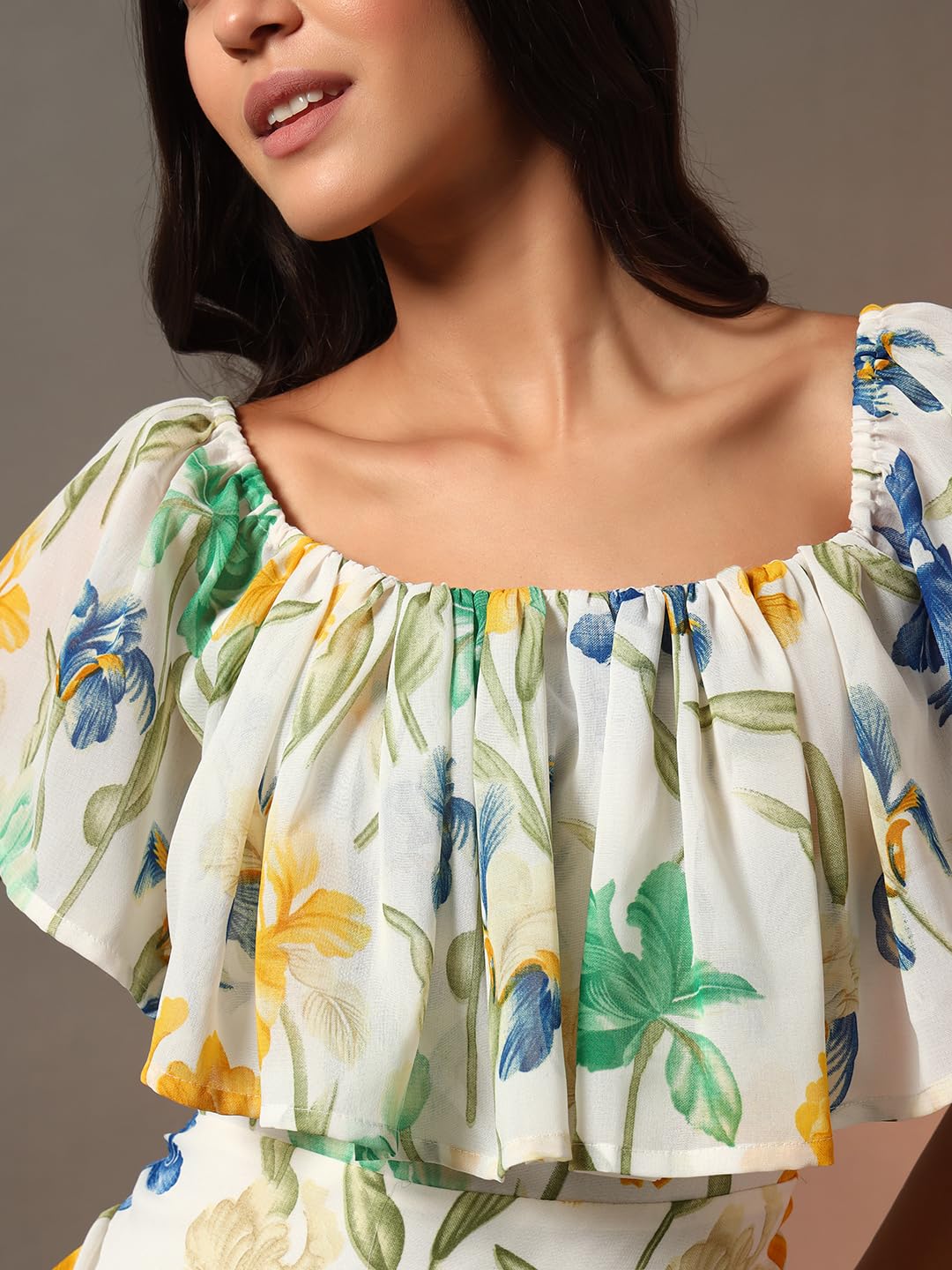 Trend Arrest.ed Women's Floral Ruched Mini Dress | Off-Shoulder Ruffle Neckline | Fully Lined Short Dress | Casual Summer Brunch & Vacation Wear (D5271_Cream 2_L)