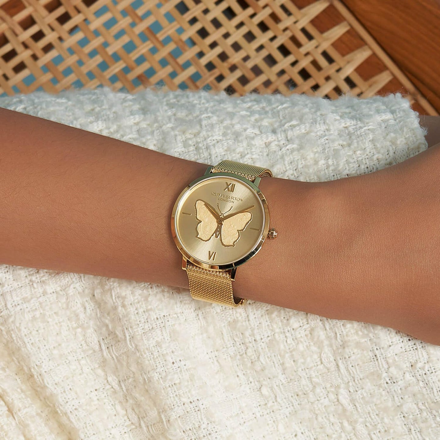 Olivia Burton Signature Butterfly Qtz Basic Light Gold Round Dial Women's Watch|Ionic Plated Thin Gold Steel Material|Gold Color Band - 24000147