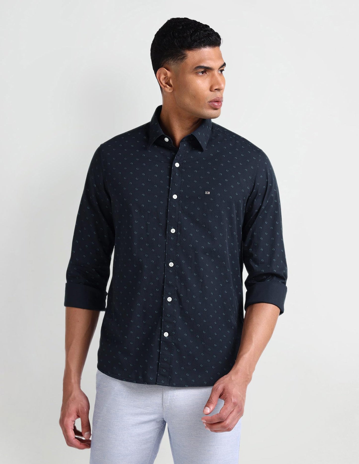 Arrow Sports Mens Blue Geometric Collared Neck Long Sleeve Men's Shirts (ASAEOSH1087_Blue_40)