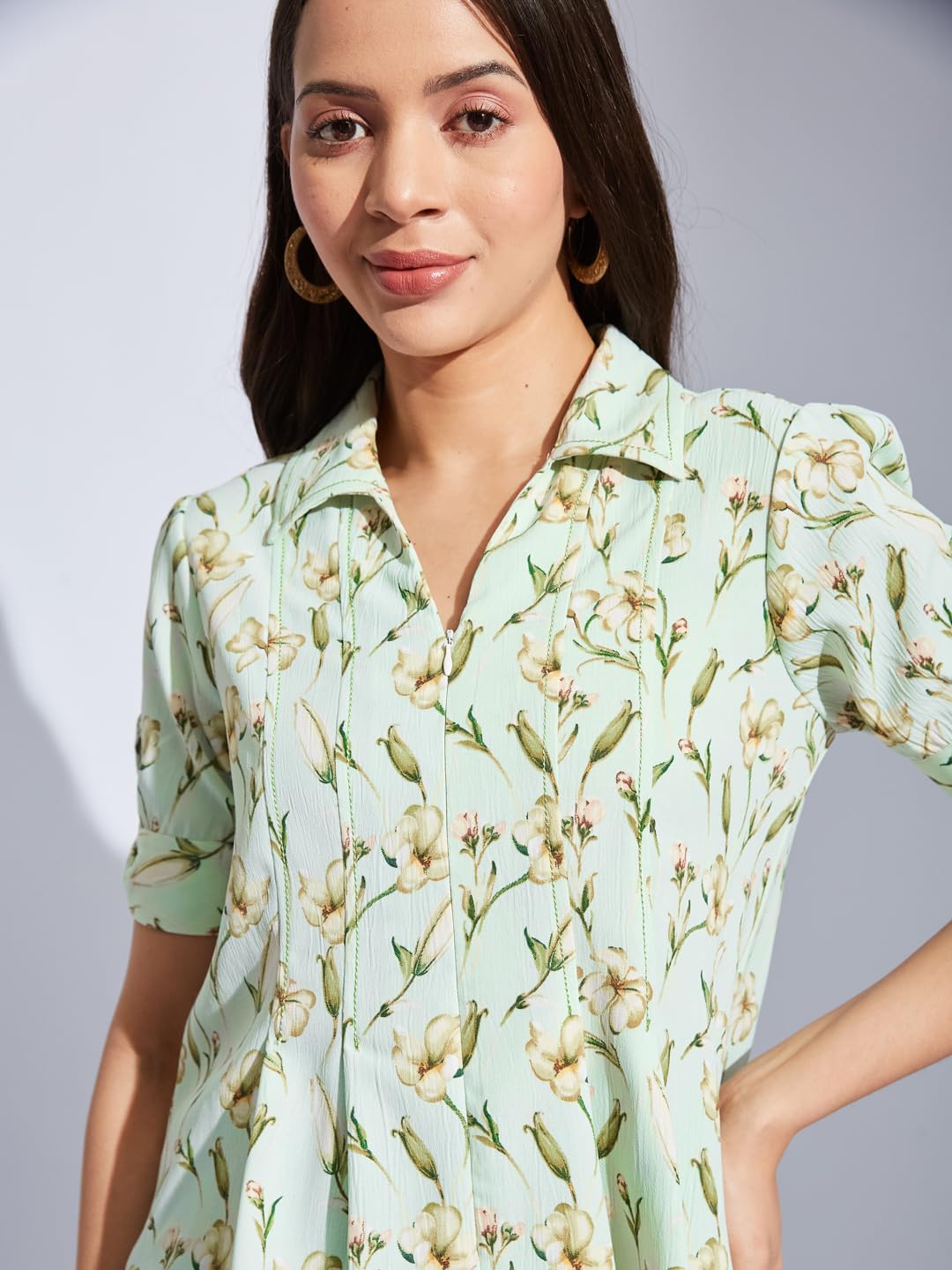 Latin Quarters Women Green Collared Half Sleeves Printed Shirt Blouse for Casual Wear_M