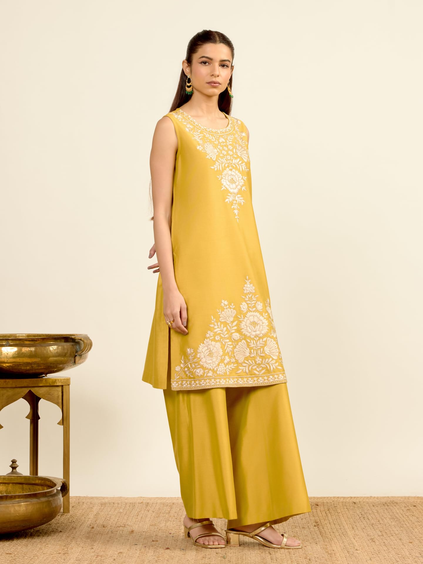 Aarke Ritu Kumar Lime Green Aroma Solid Kurta With Pant And Dupatta