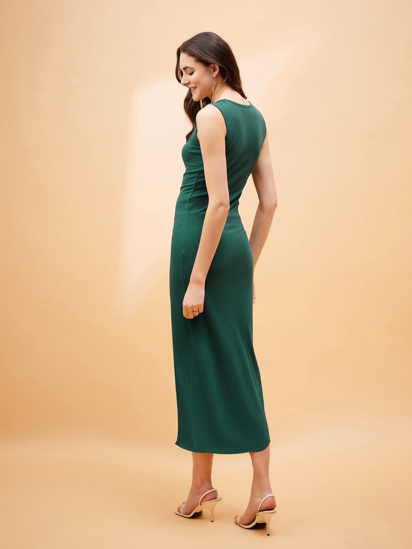SASSAFRAS Basics Green Bodycon Dress SFDRSS11976-M130 -S
