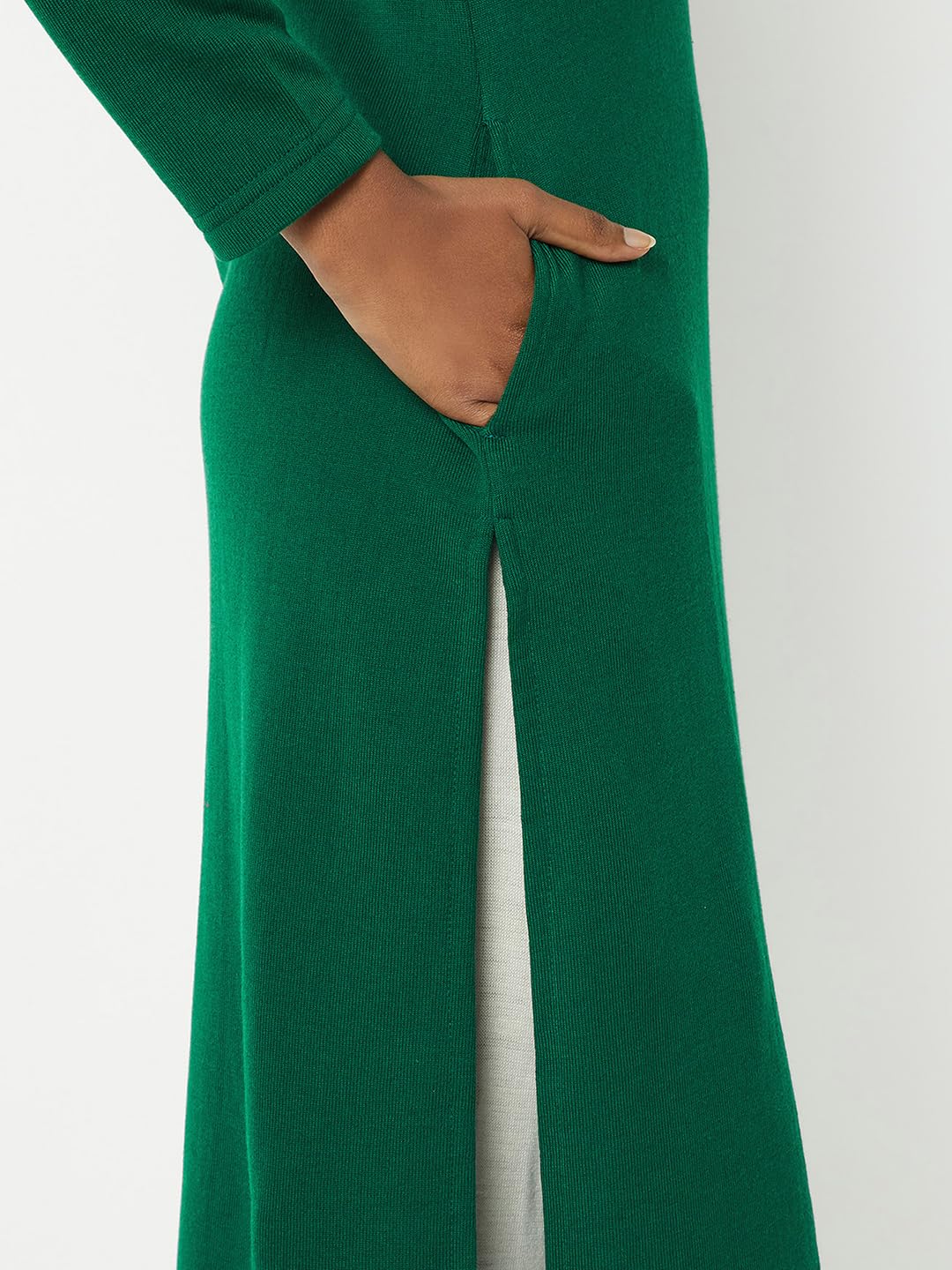 Max Women Embroidered Winter Kurta(Green_S)