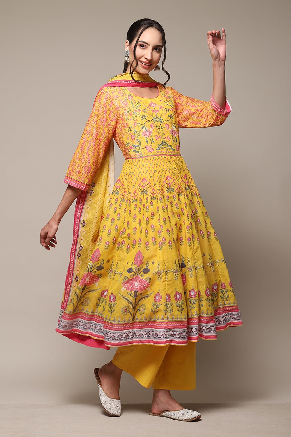 BIBA WOMEN PRINTED ANARKALI SALWAR KURTA DUPATTA(SKDASSORTED8946_YELLOW_36)