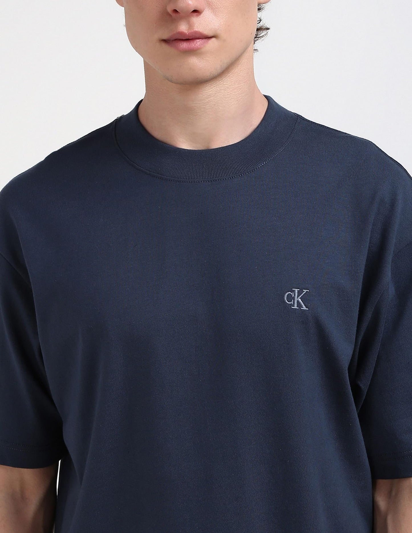 Calvin Klein Jeans Men Blue Solid Round Neck Short Sleeves T-Shirt