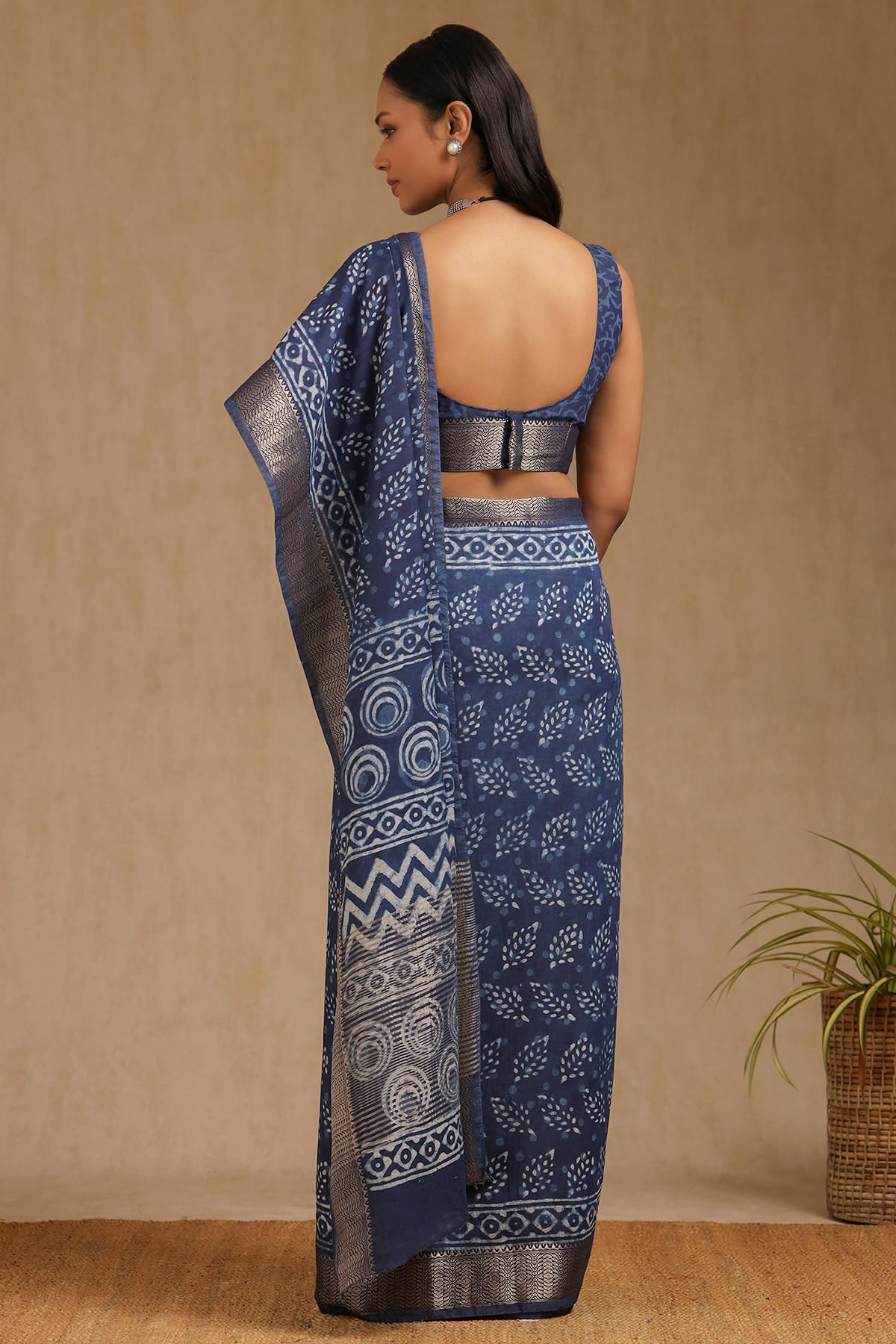 Soch Womens Indigo Viscose Block Print Saree