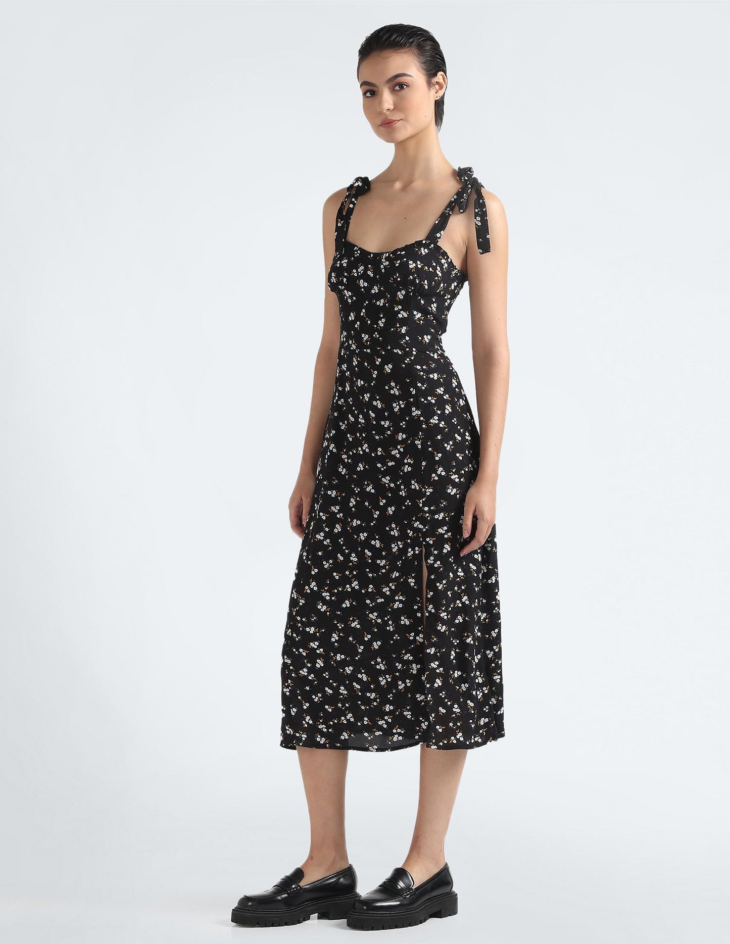 Tommy Hilfiger Black Viscose Women's Shoulder Straps Floral Shoulder Straps Midi Dress (M)