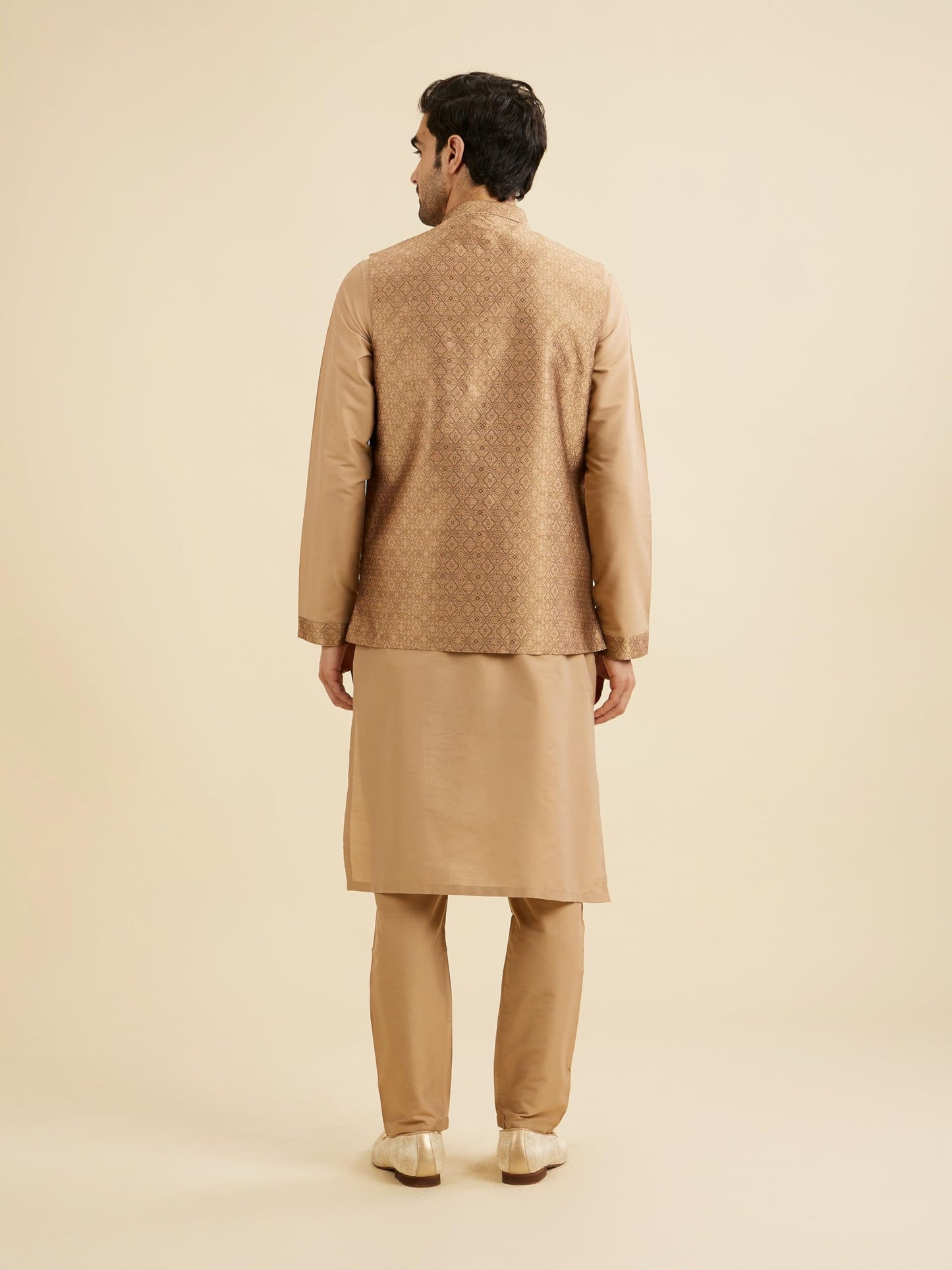 Manyavar Men's Brocade Regal Embroidered Kurta Jacket Set (Fawn,M)