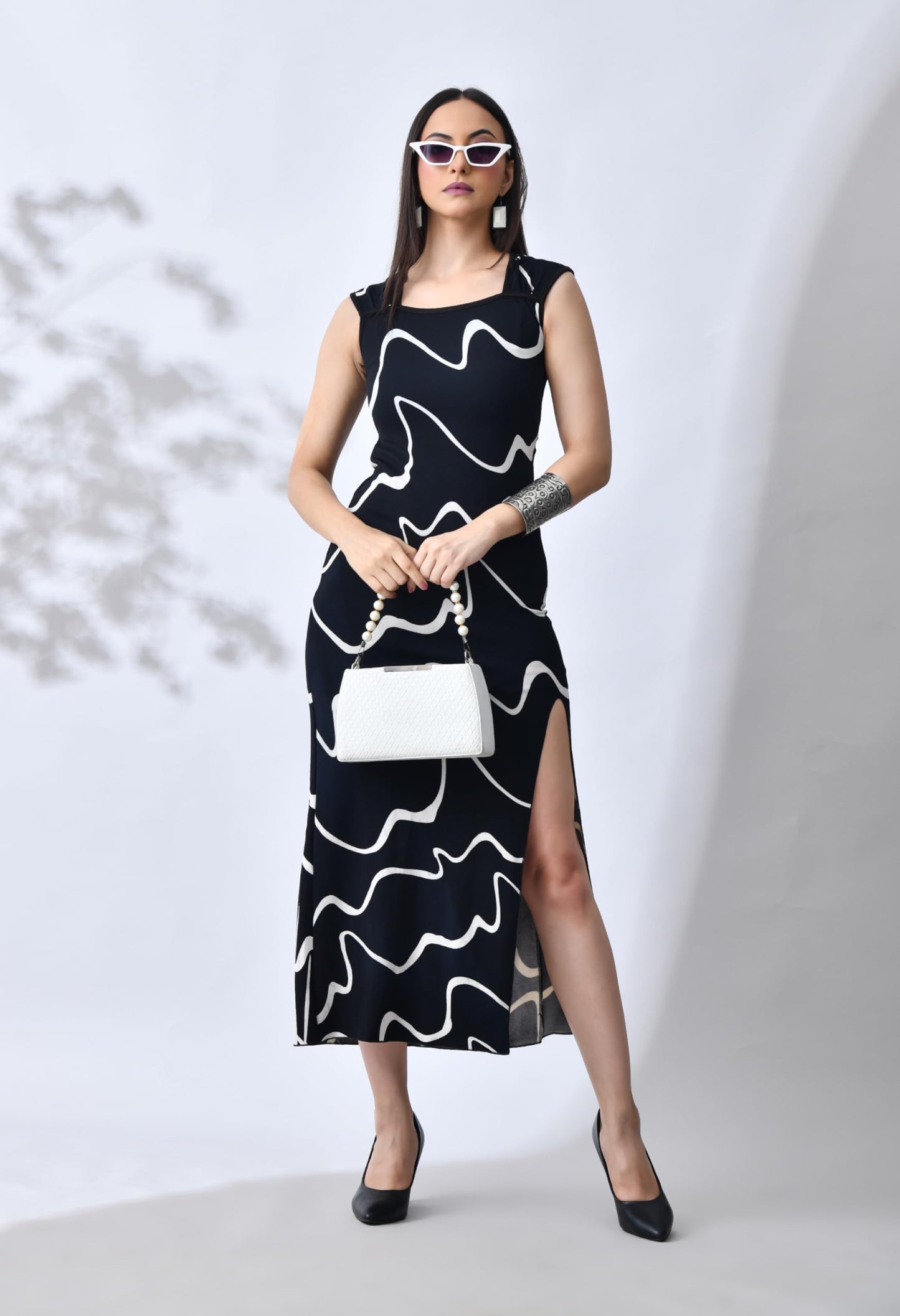 IUGA Black Lahariya Print Bodycon Maxi Dress with Square Neck and Front Slit