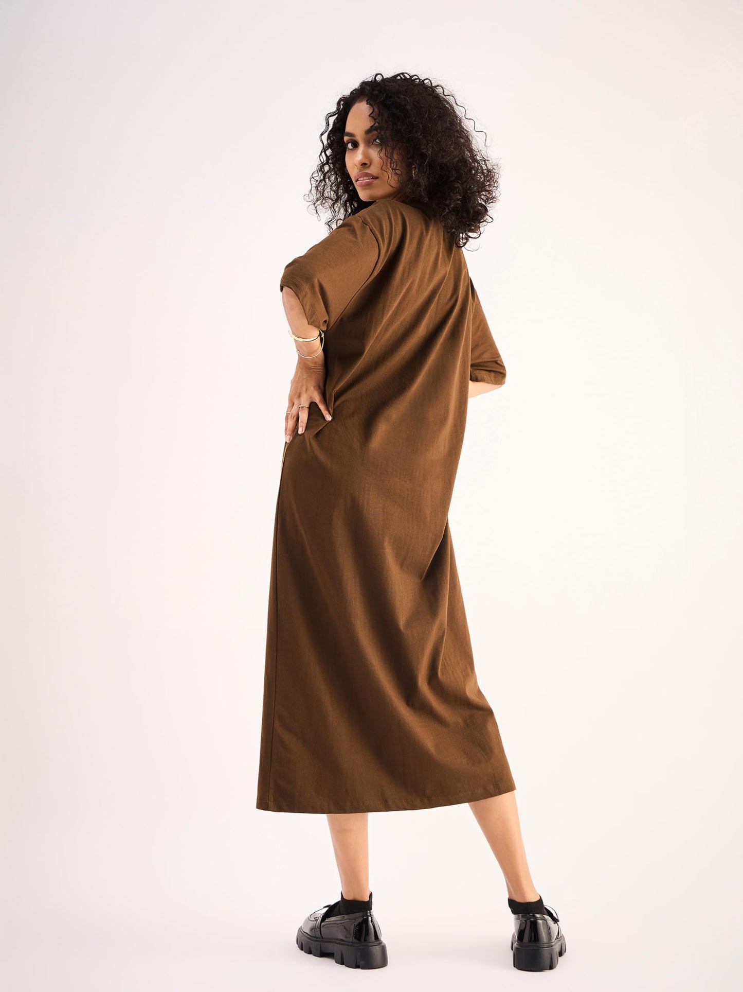 SASSAFRAS Women's Cotton Jersey Midi Length T-Shirt Dress (SFDRSS12129_Brown_2XL)