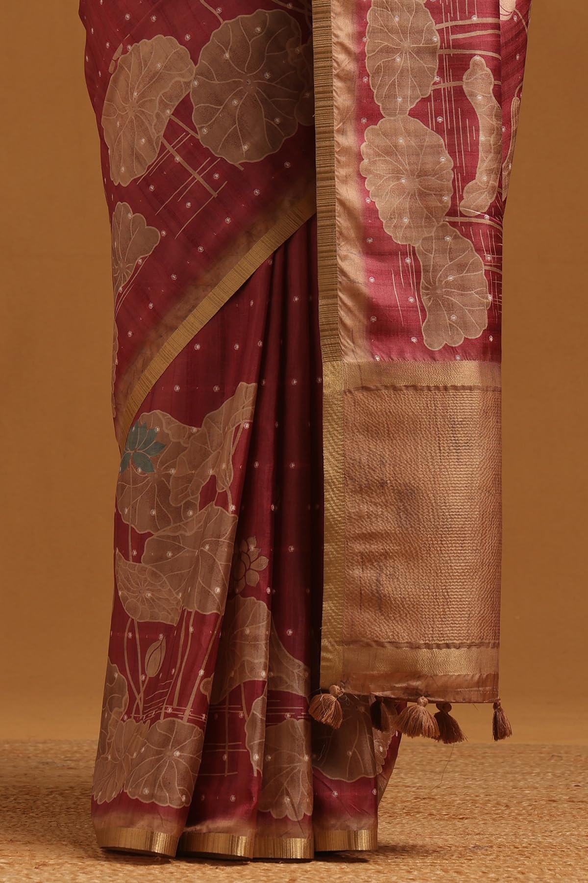 Soch Womens Onion Pink Tussar Botanical Saree