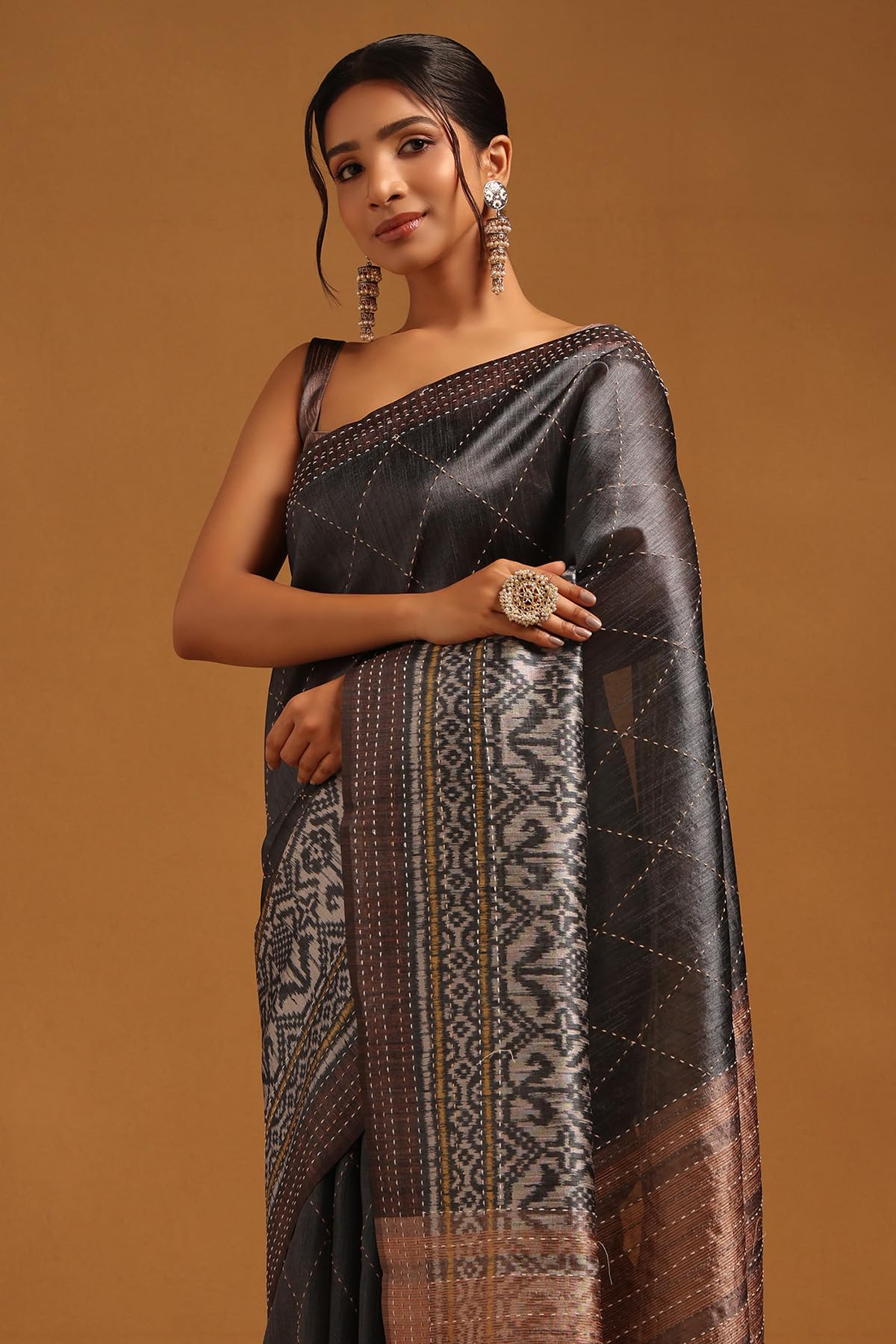 Soch Womens Grey Tussar Geometric Saree With Kantha Embroidery