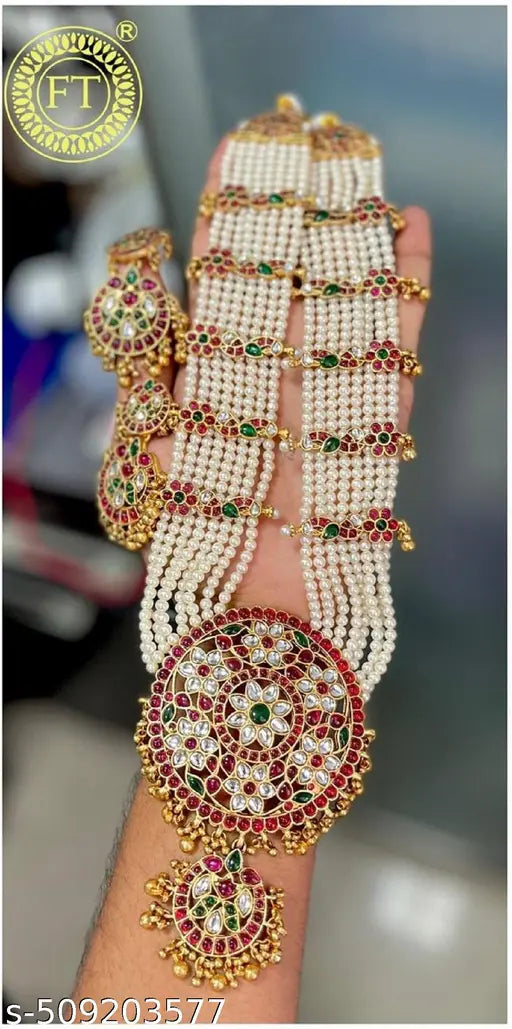 jewellery,choker,necklace,jewellery set,indian wedding jewellery set,Maangalyam/Murukku,south,indian,maharastrian,highquality set for women girls