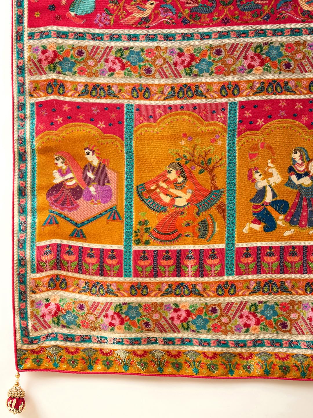 AKHILAM Women's Mustard Viscose Silk Ethnic Motif Printed Saree With Unstitched Blouse Piece (MSTANI158A_HS)