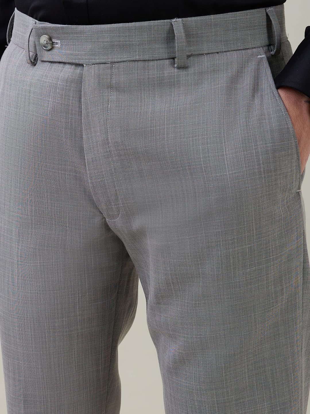Park Avenue Men Slim Fit Solid Pattern Poly Viscose Blend Flat Front Formal Trouser Light Grey