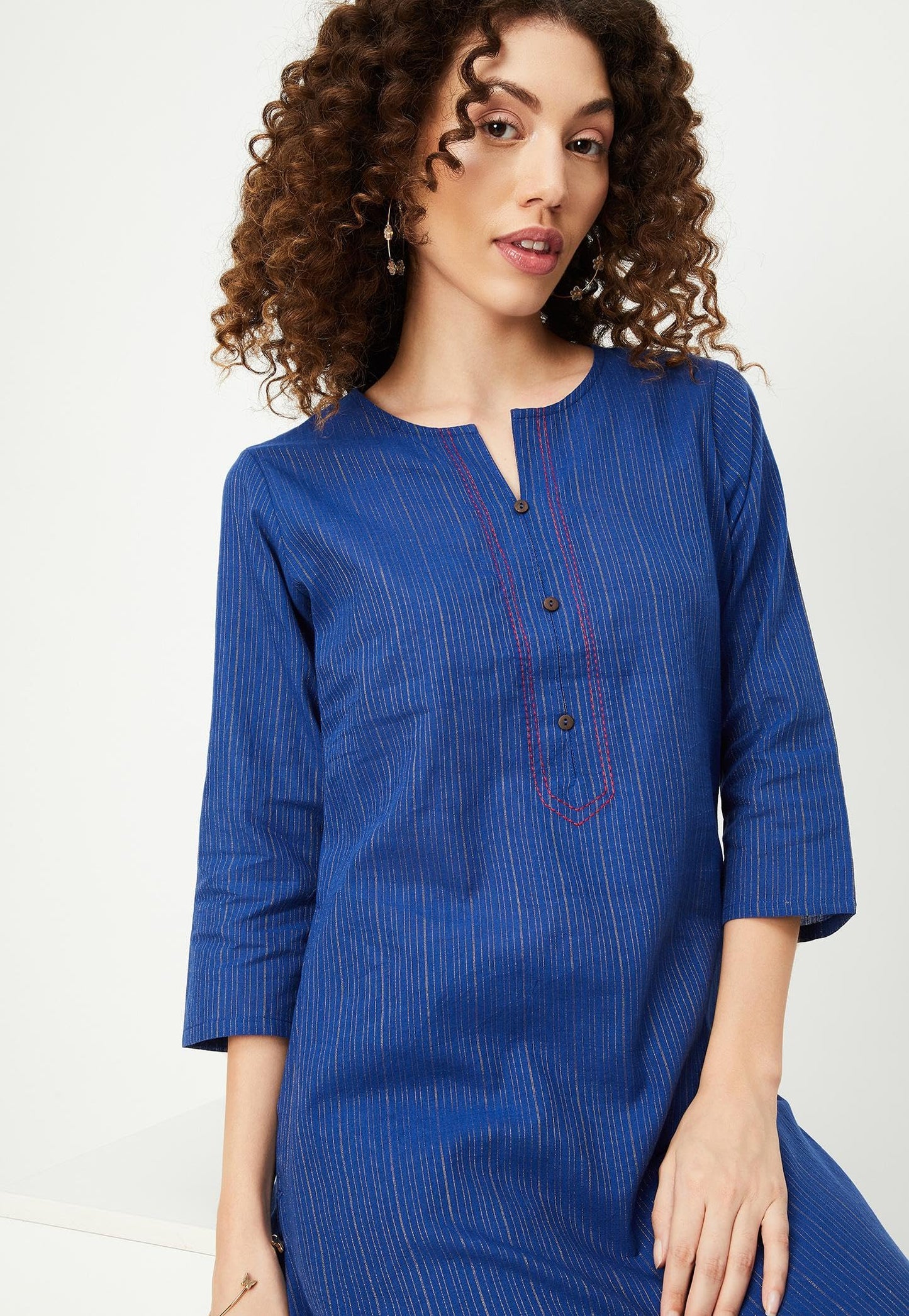 Max Cotton Blend Women Striped Regular Fit Straight Kurta (PKBL41001BLUE)_Medium