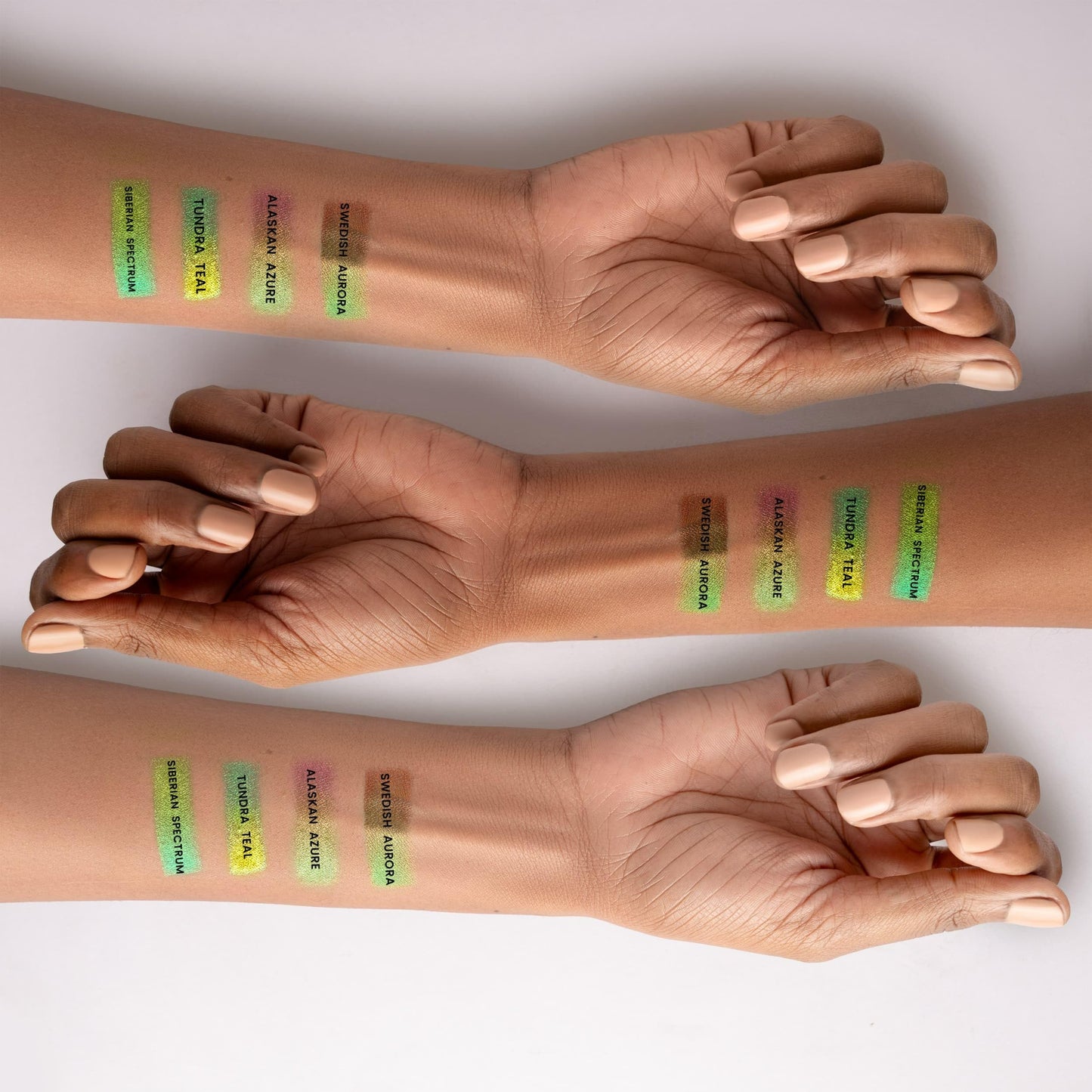 MARS Northern Lights In A Pen Retractable Eyeliner (0.35gm) (01-SWEDISH AURORA) | Duo-Chrome Shimmer Effect | Long-Lasting | Water Restiant & Smudge-Resistant | Silky Smooth Glide | All Day Wear