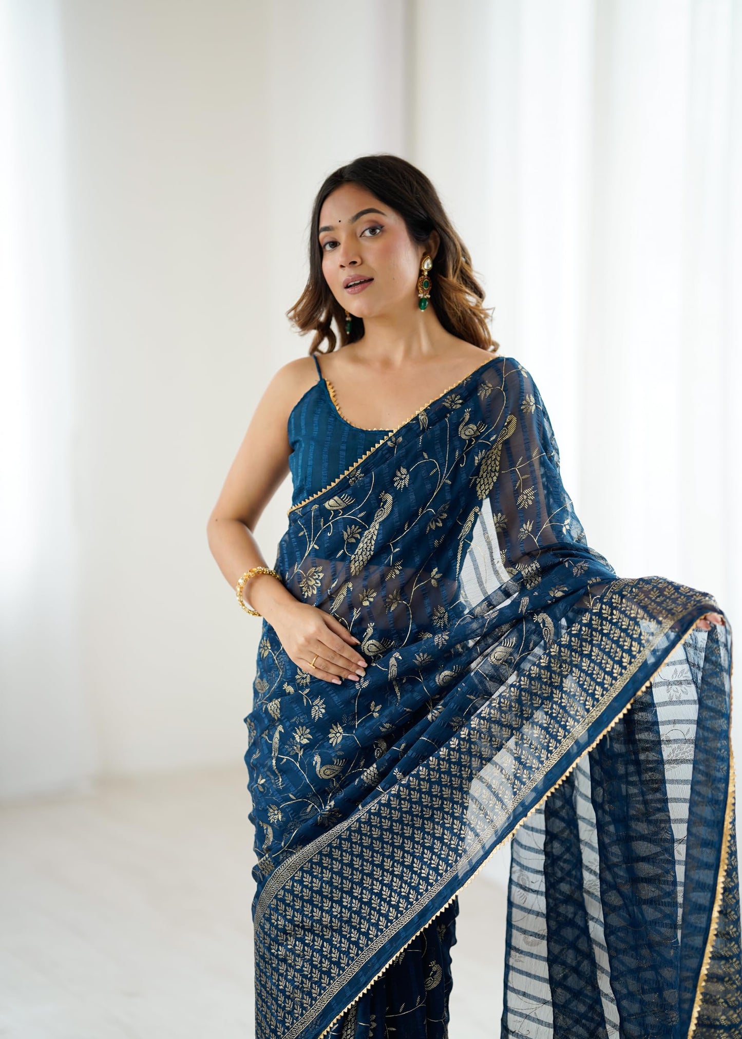 Ekasya Women Georgette Navy Blue Floral Pattern Printed Work Saree With Unstitched Blouse (E5677_5)