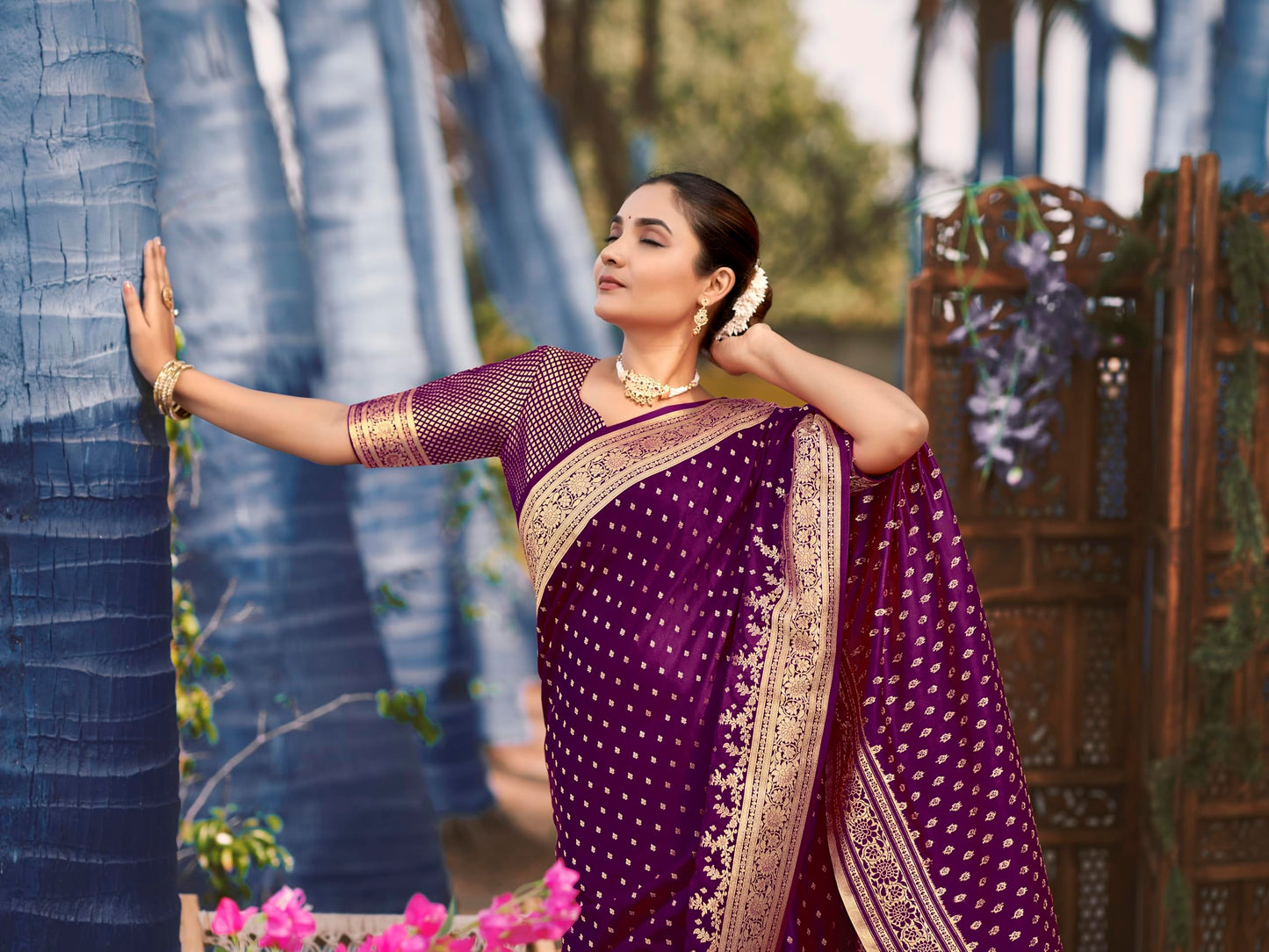 MANOHARI Women's Most Trendy Banarasi Satin Silk Woven Purple Saree With Heavy Jacquard Work Saree With Blouse Piece_MN1996